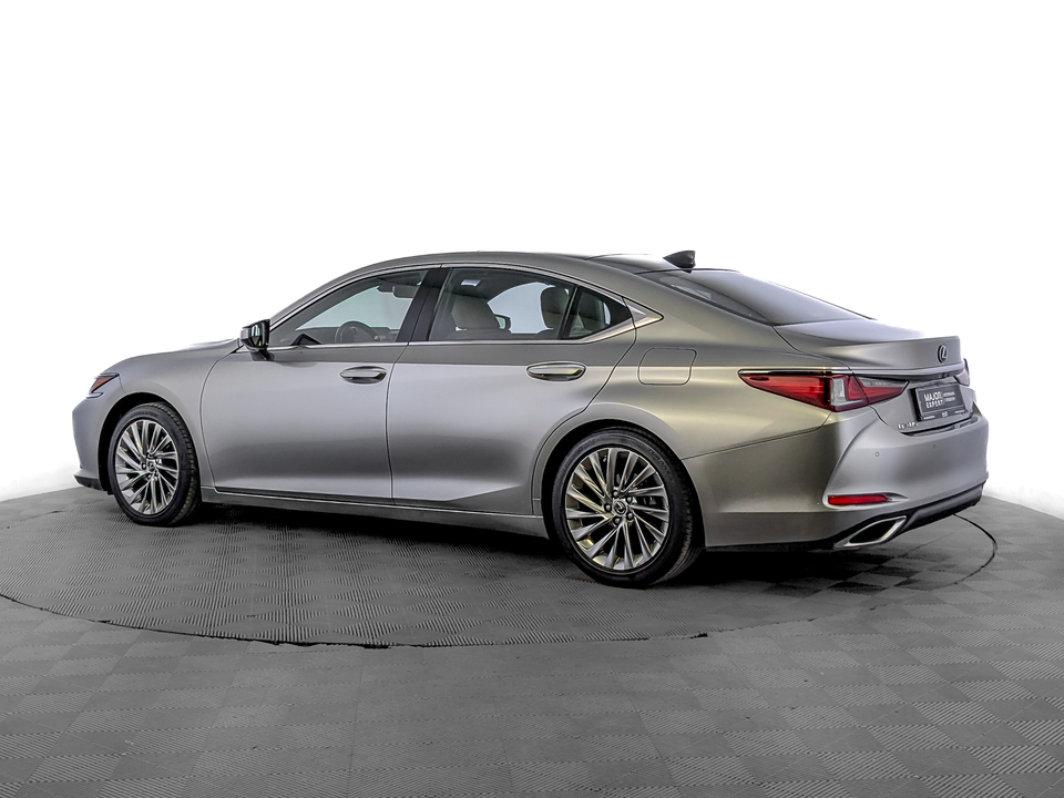 Фото Lexus ES с пробегом 52049 км