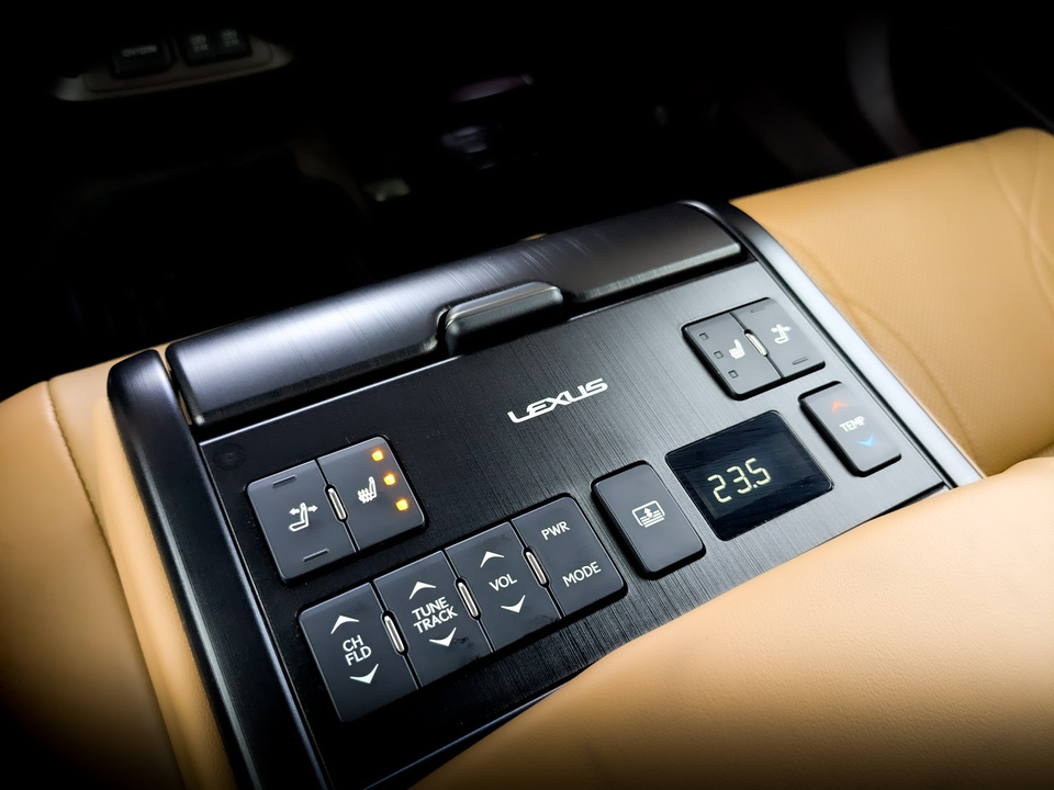 Фото Lexus ES с пробегом 52049 км