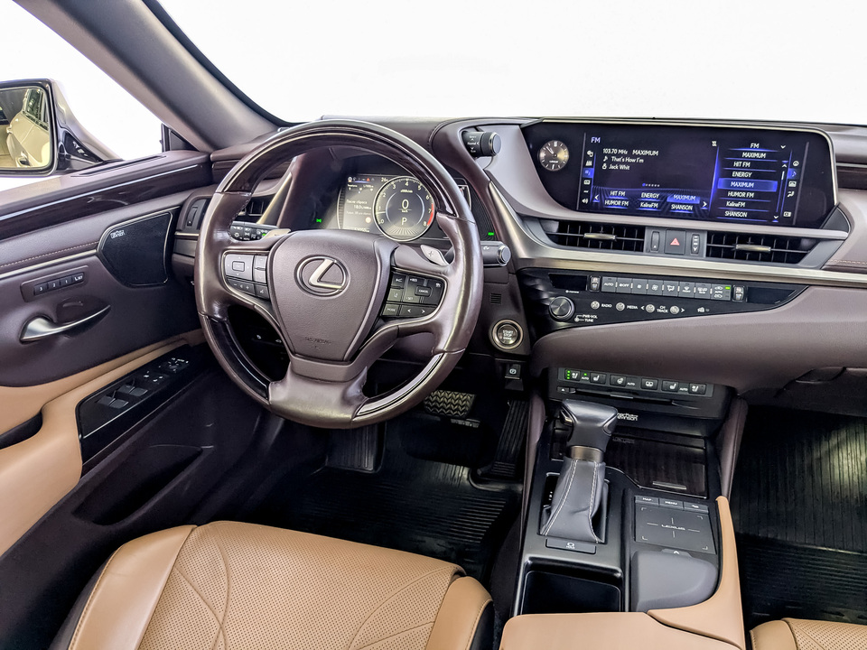 Фото Lexus ES с пробегом 52049 км