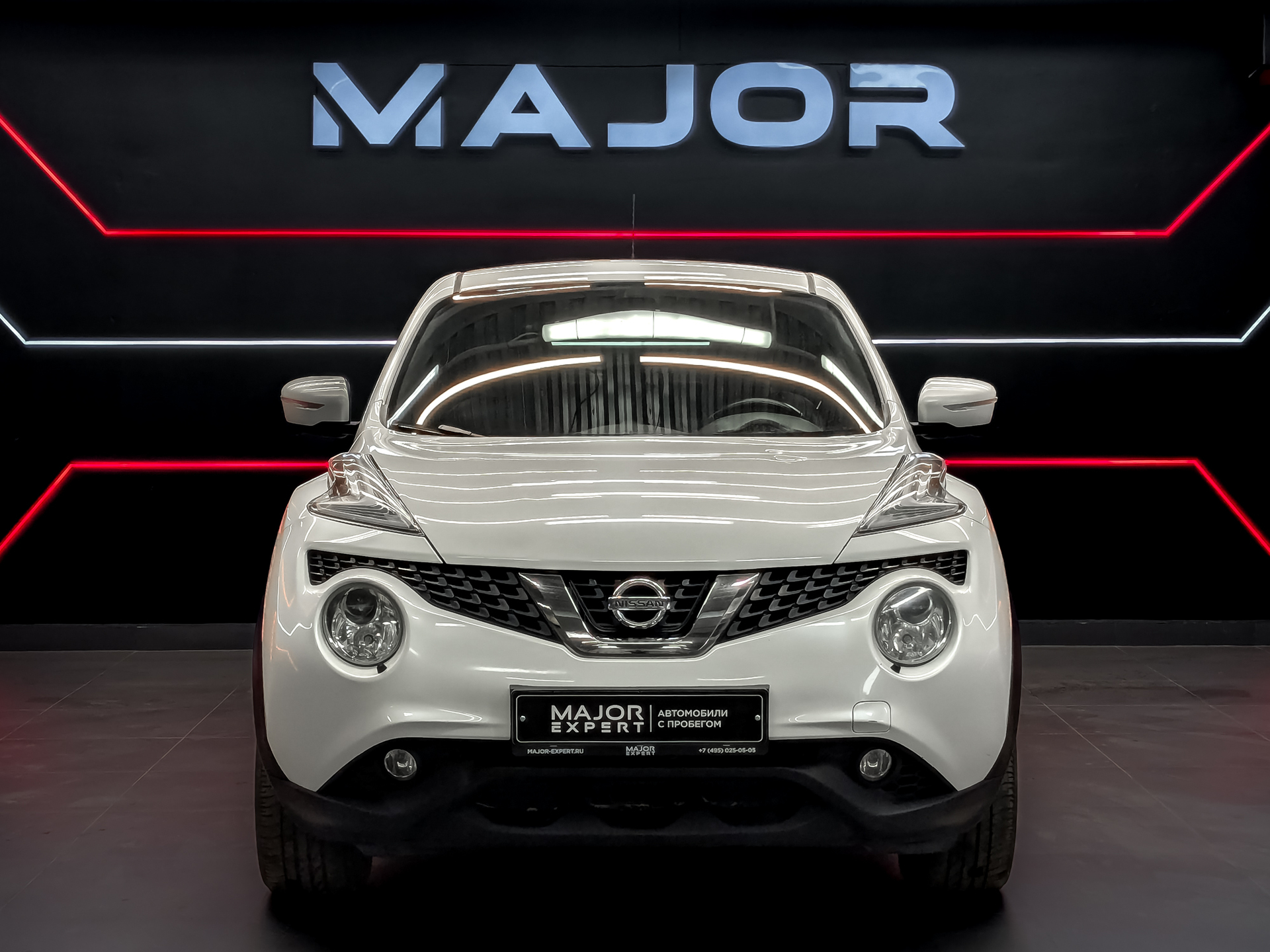 NISSAN Juke 1.60 (117 л.с), автомат, 2017, пробег 122 685 км