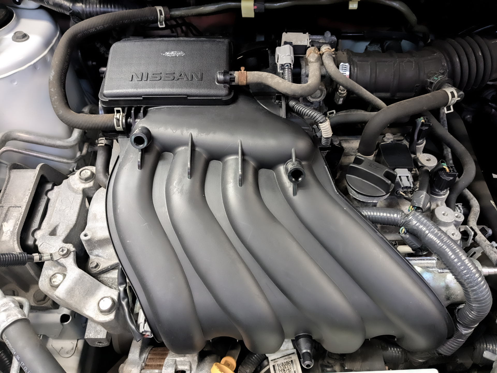 NISSAN Juke 1.60 (117 л.с), автомат, 2017, пробег 122 685 км