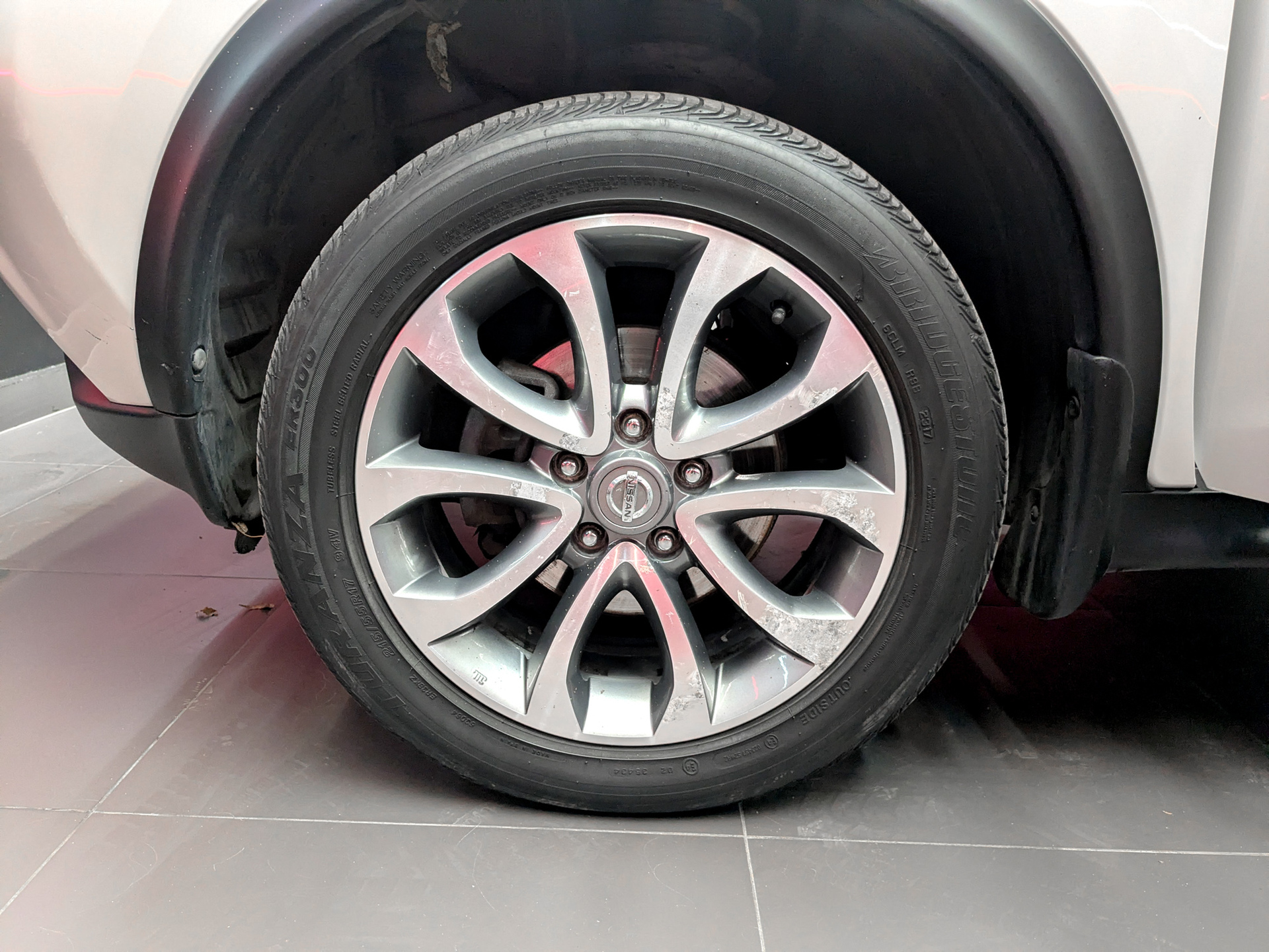 NISSAN Juke 1.60 (117 л.с), автомат, 2017, пробег 122 685 км