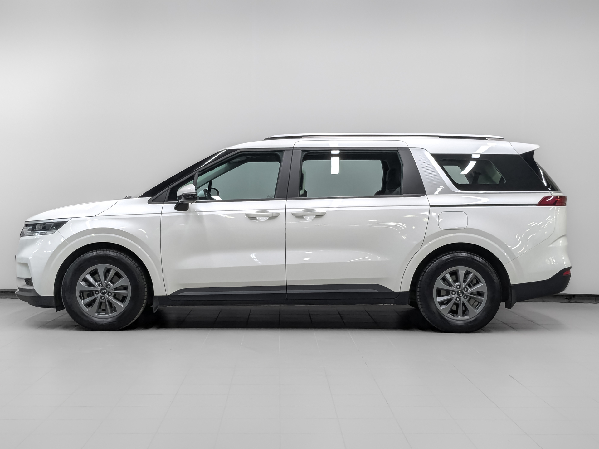 KIA Carnival 2.20 (199 л.с), автомат, 2021, пробег 94 487 км