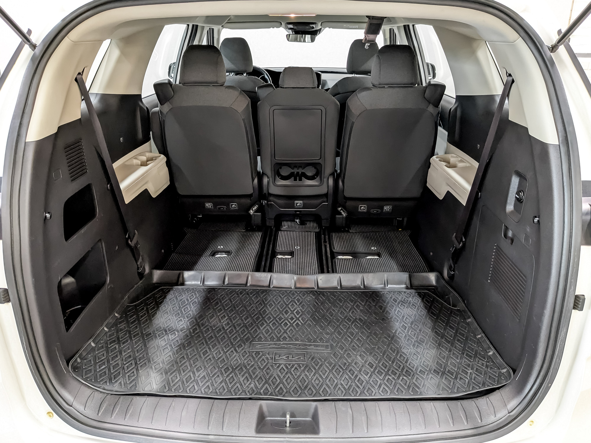KIA Carnival 2.20 (199 л.с), автомат, 2021, пробег 94 487 км