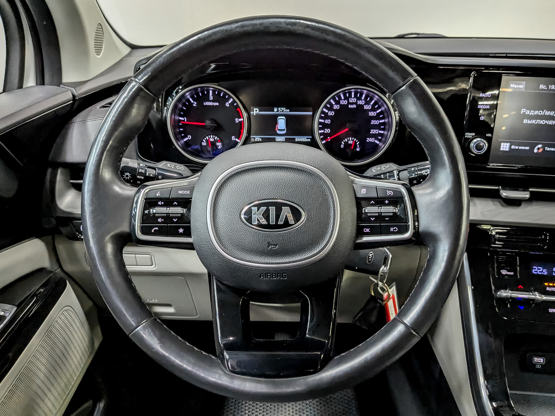 KIA Carnival 2.20 (199 л.с), автомат, 2021, пробег 94 487 км