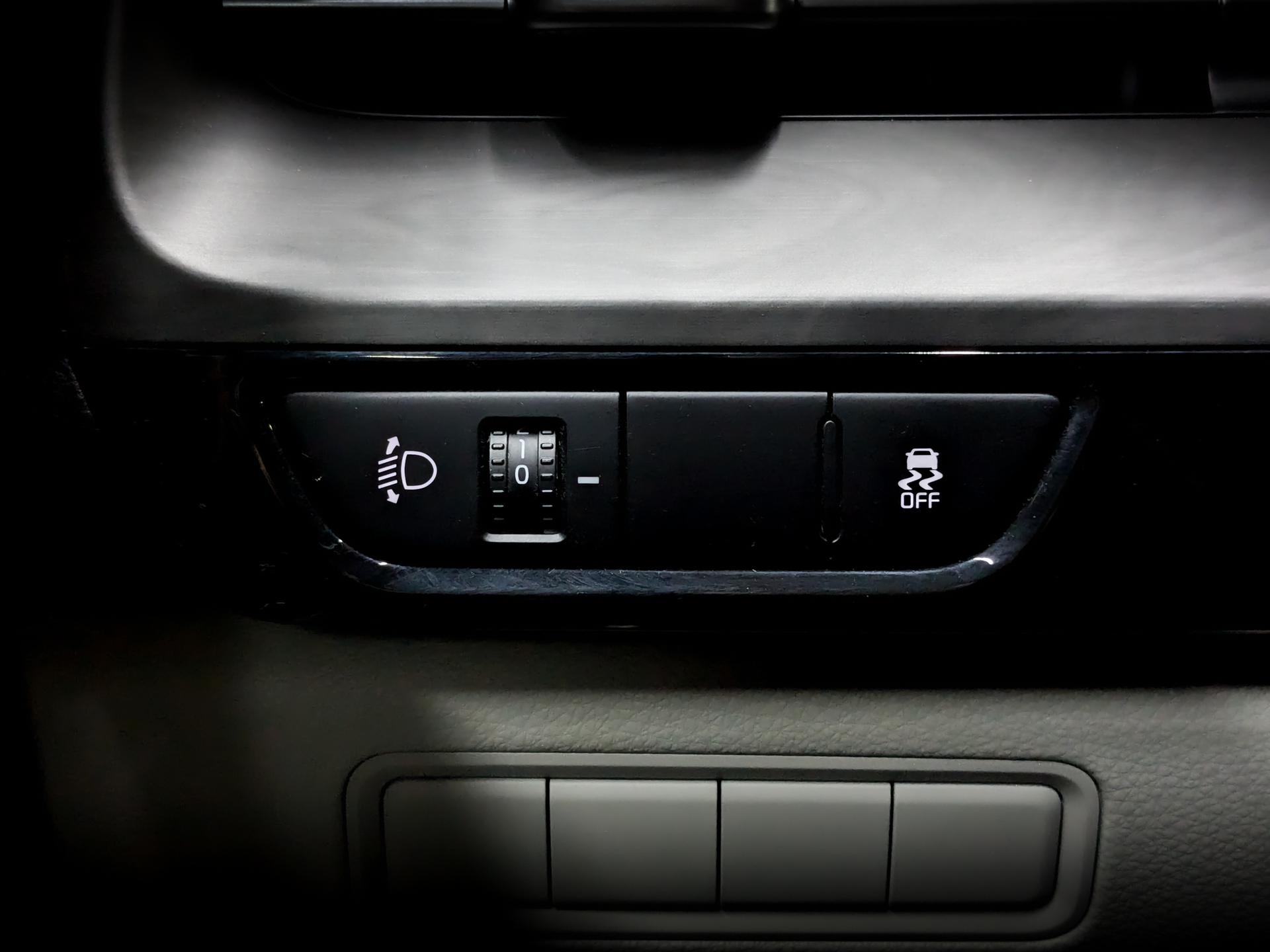 KIA Carnival 2.20 (199 л.с), автомат, 2021, пробег 94 487 км