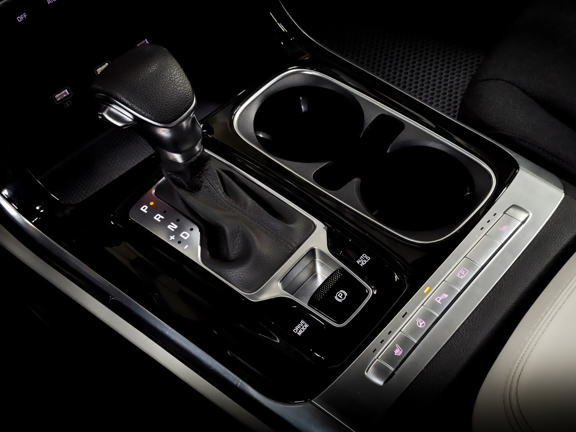 KIA Carnival 2.20 (199 л.с), автомат, 2021, пробег 94 487 км