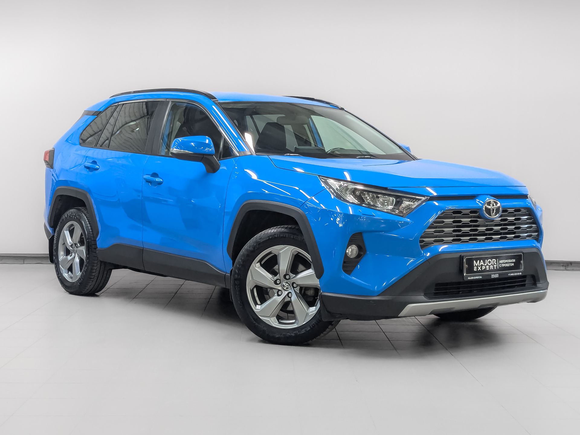 TOYOTA Rav-4 2.00 (149 л.с), автомат, 2019, пробег 173 085 км