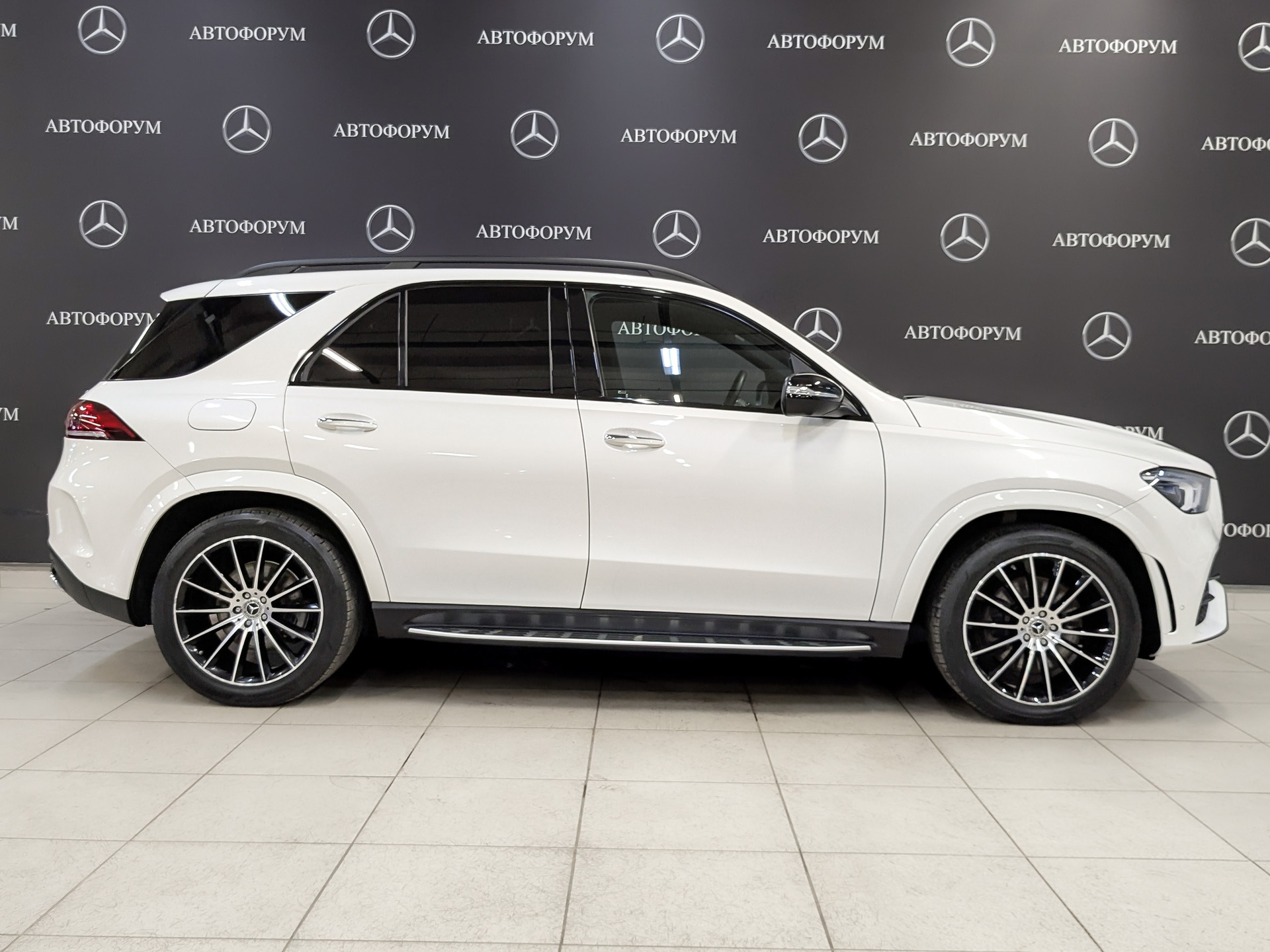 MERCEDES-BENZ GLE 3.00 (367 л.с), автомат, 2021, пробег 109 841 км