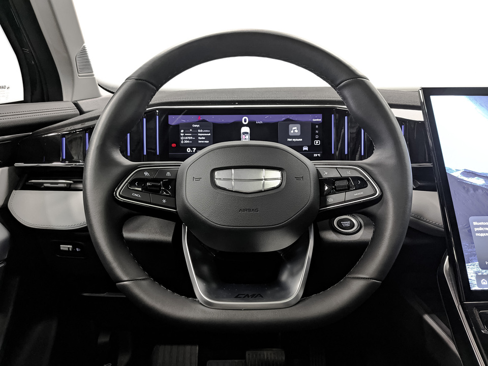 Фото Geely Atlas II с пробегом 15 756 км