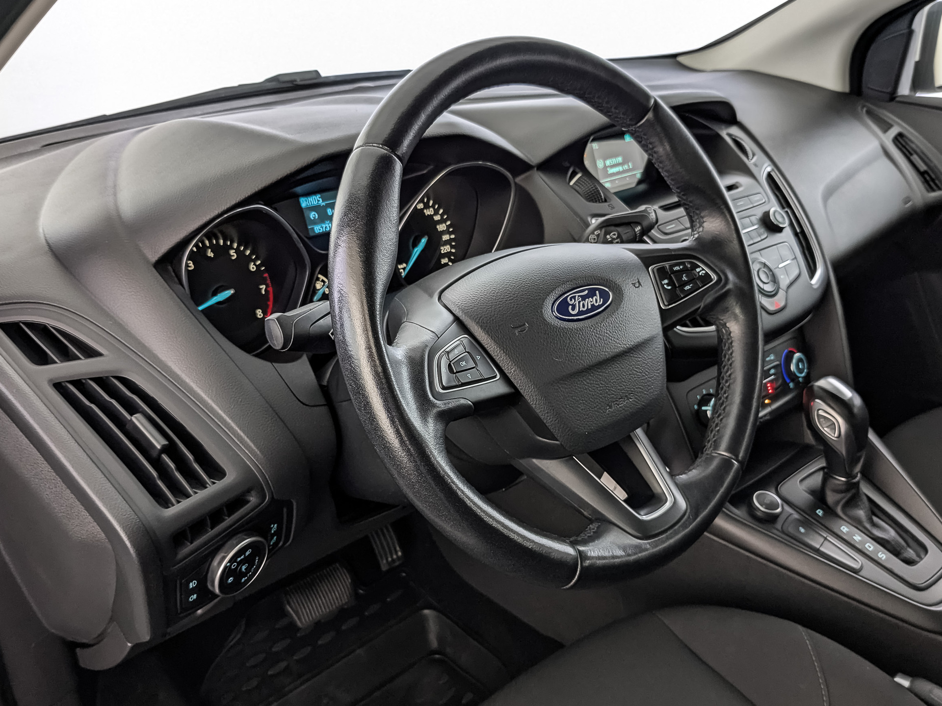 FORD Focus 1.60 (105 л.с), автомат, 2018, пробег 57 275 км