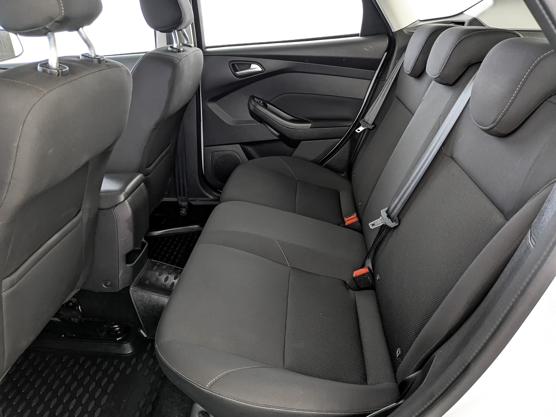 FORD Focus 1.60 (105 л.с), автомат, 2018, пробег 57 275 км