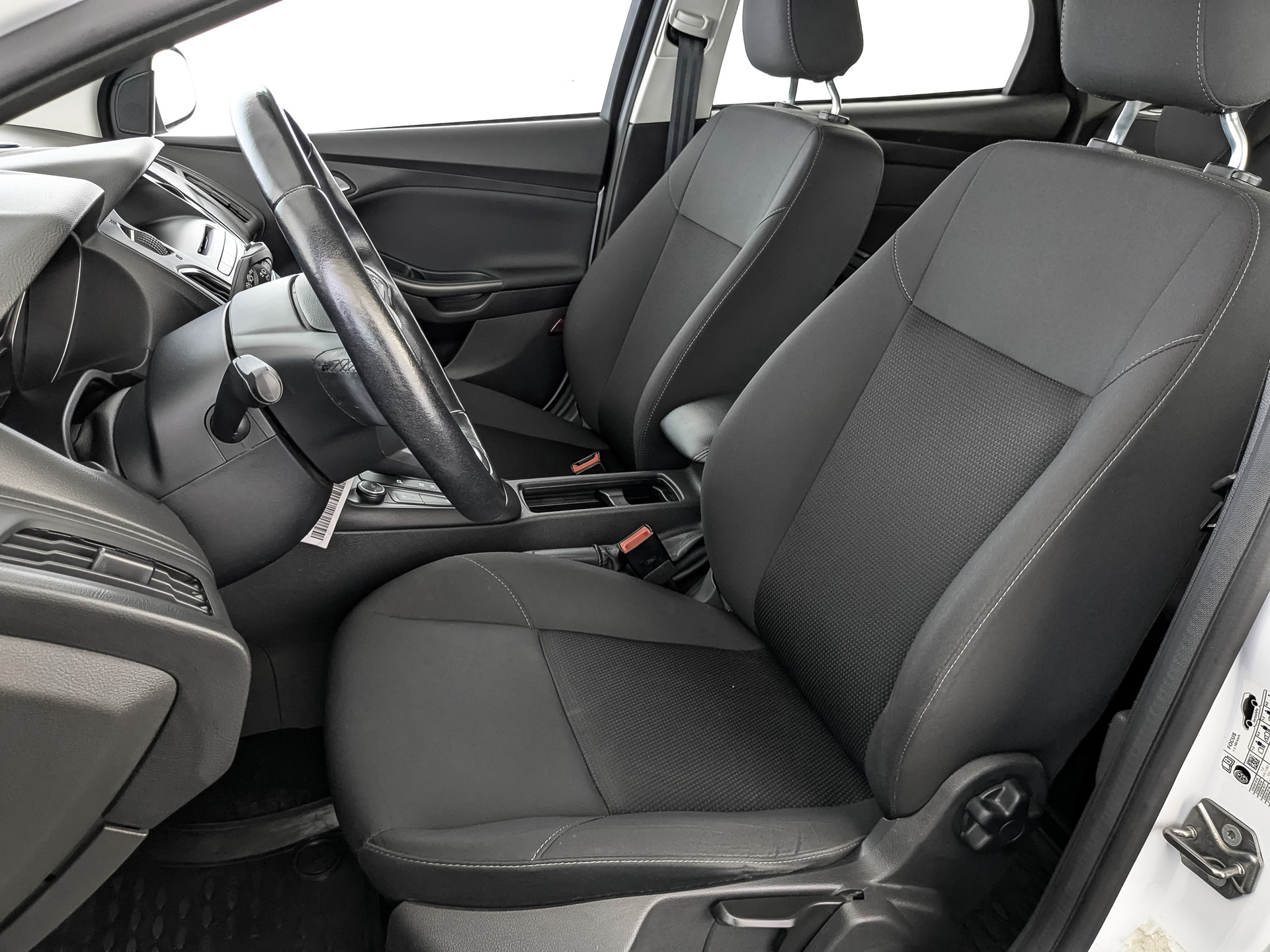 FORD Focus 1.60 (105 л.с), автомат, 2018, пробег 57 275 км