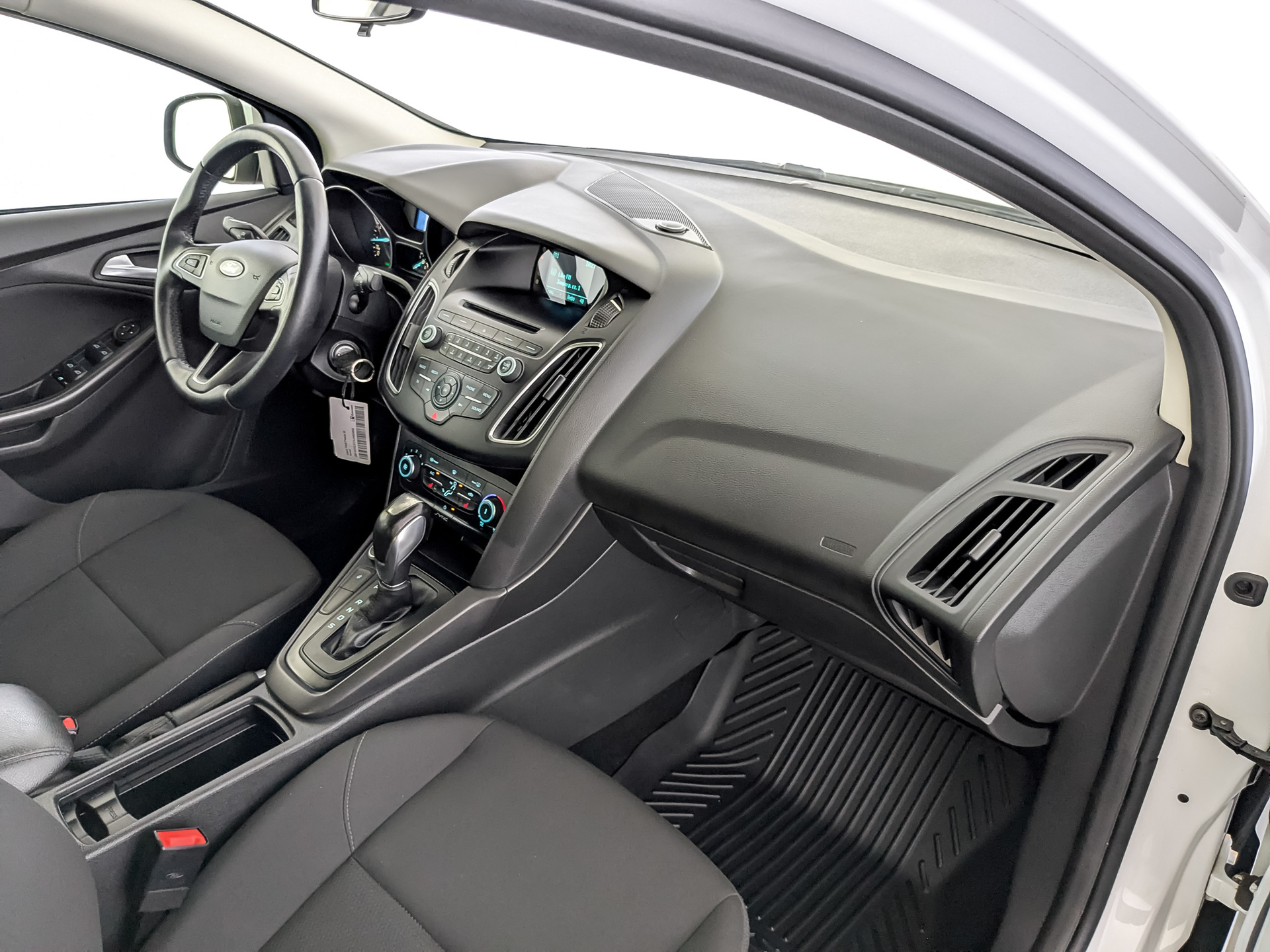 FORD Focus 1.60 (125 л.с), автомат, 2018, пробег 90 735 км