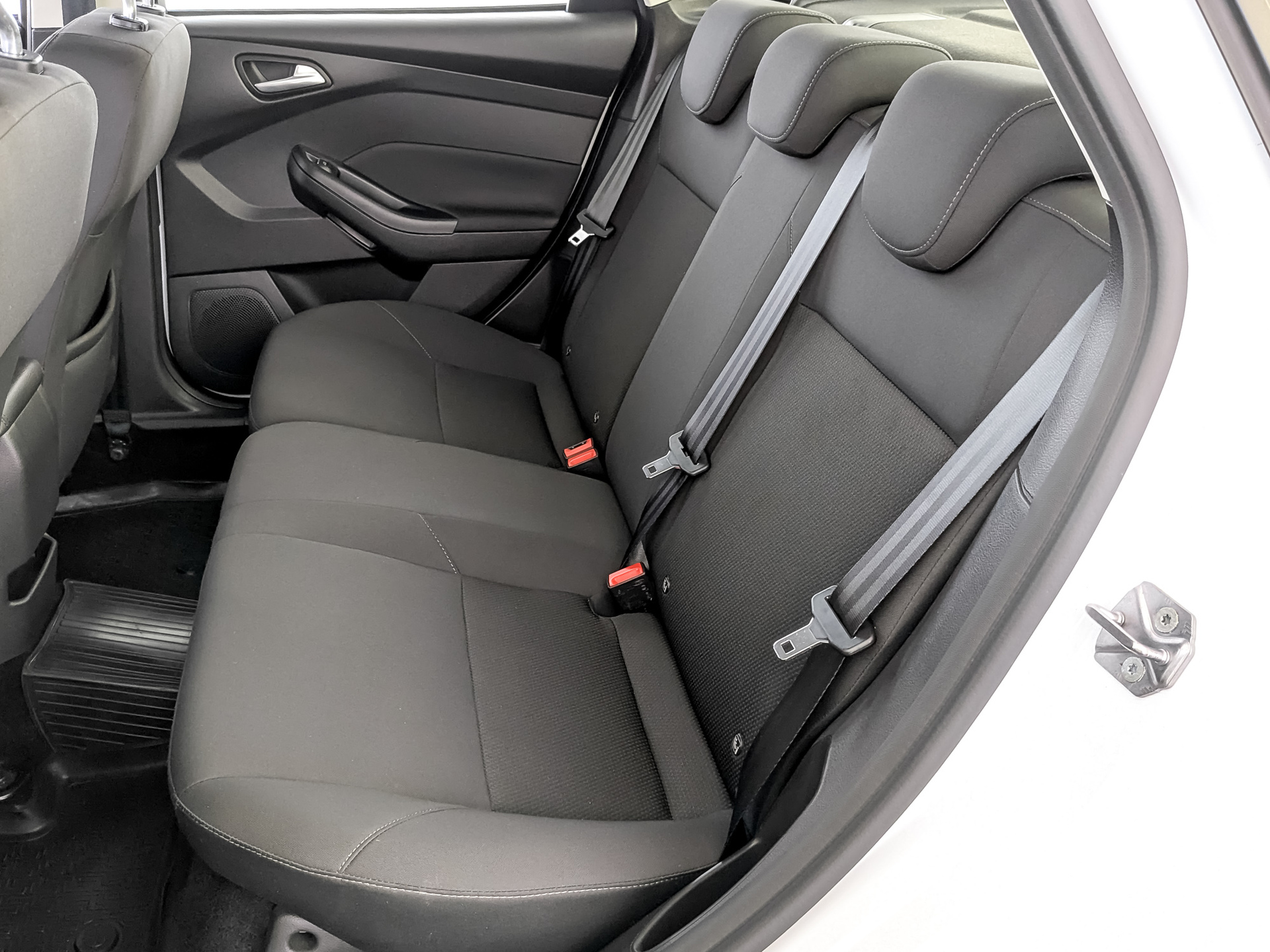 FORD Focus 1.60 (125 л.с), автомат, 2018, пробег 90 735 км