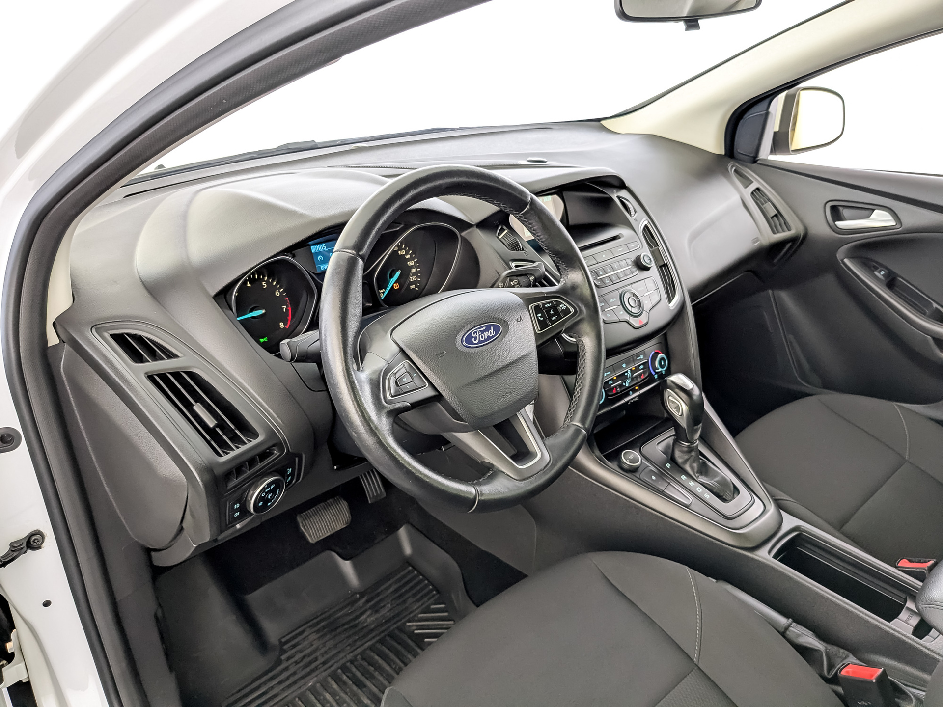 FORD Focus 1.60 (125 л.с), автомат, 2018, пробег 90 735 км