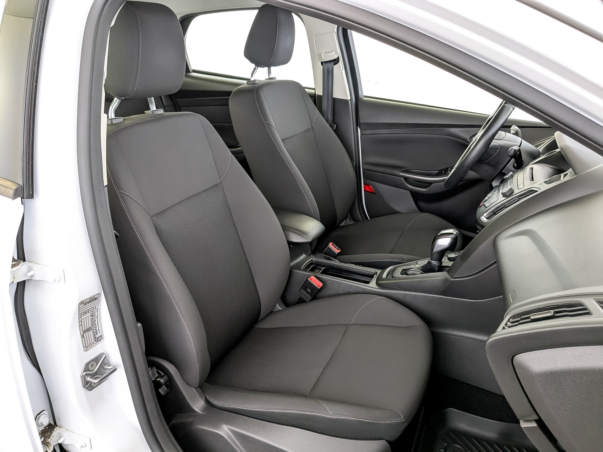 FORD Focus 1.60 (125 л.с), автомат, 2018, пробег 90 735 км