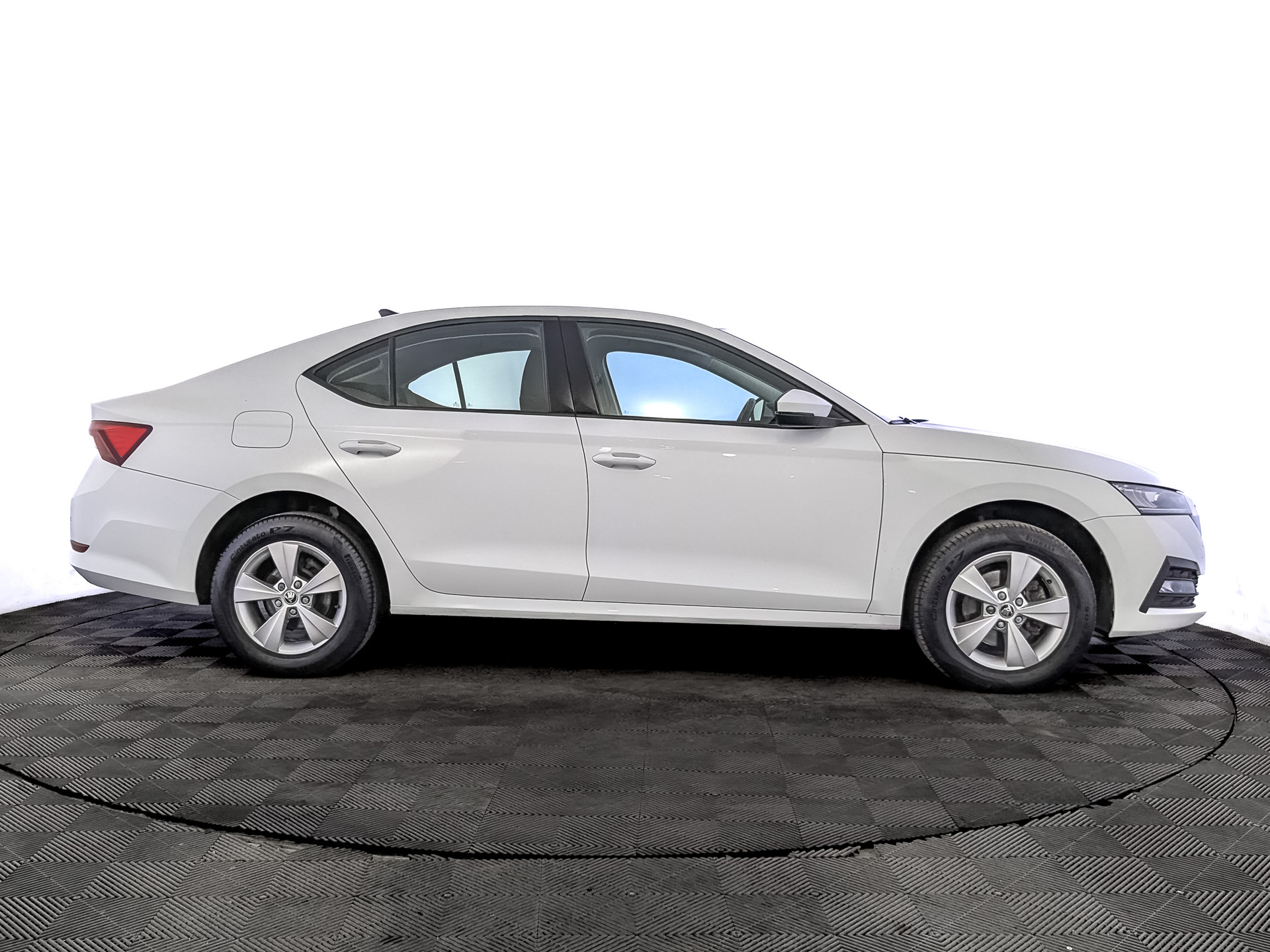 SKODA Octavia 1.40 (150 л.с), автомат, 2022, пробег 34 856 км