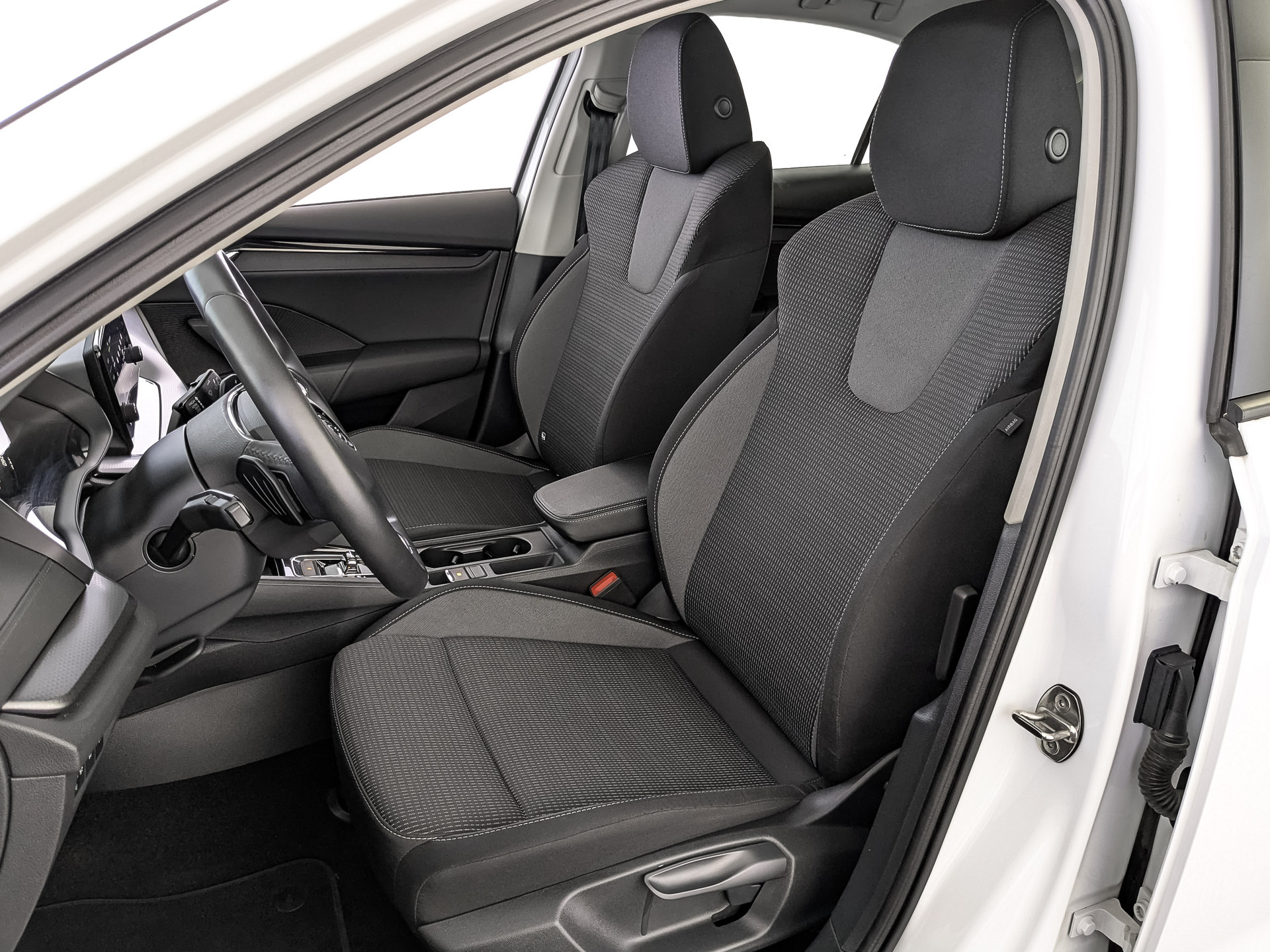 SKODA Octavia 1.40 (150 л.с), автомат, 2022, пробег 34 856 км