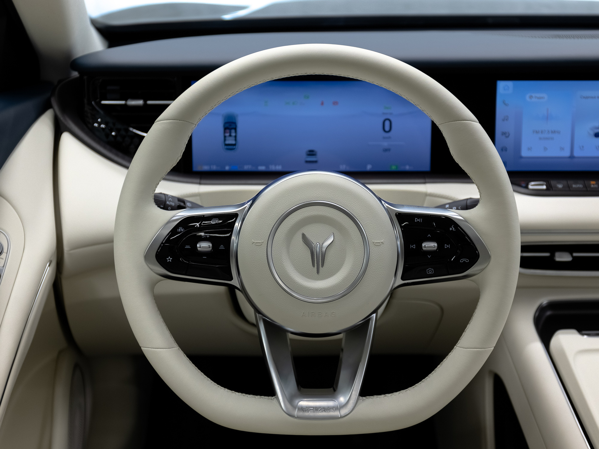 Фото Voyah Free FL EVR SPORT+ 1.5ELH/224 43кВт 4WD