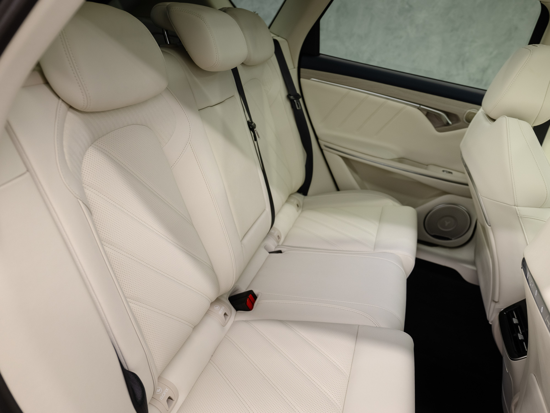 Фото Voyah Free FL EVR SPORT+ 1.5ELH/224 43кВт 4WD