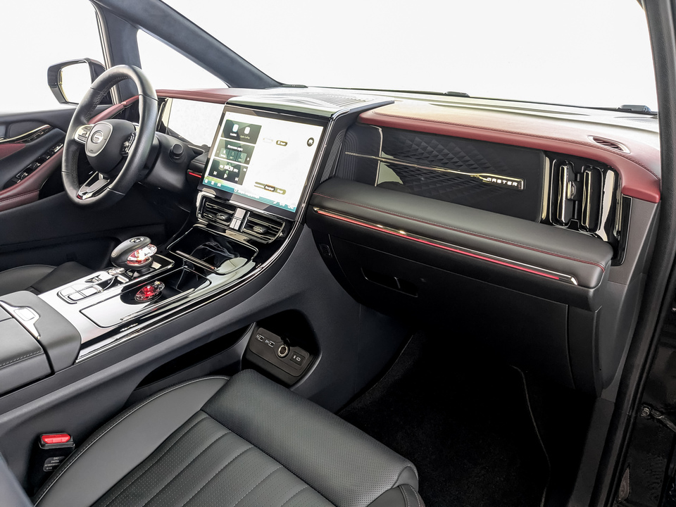 Фото GAC M8 с пробегом 26 217 км