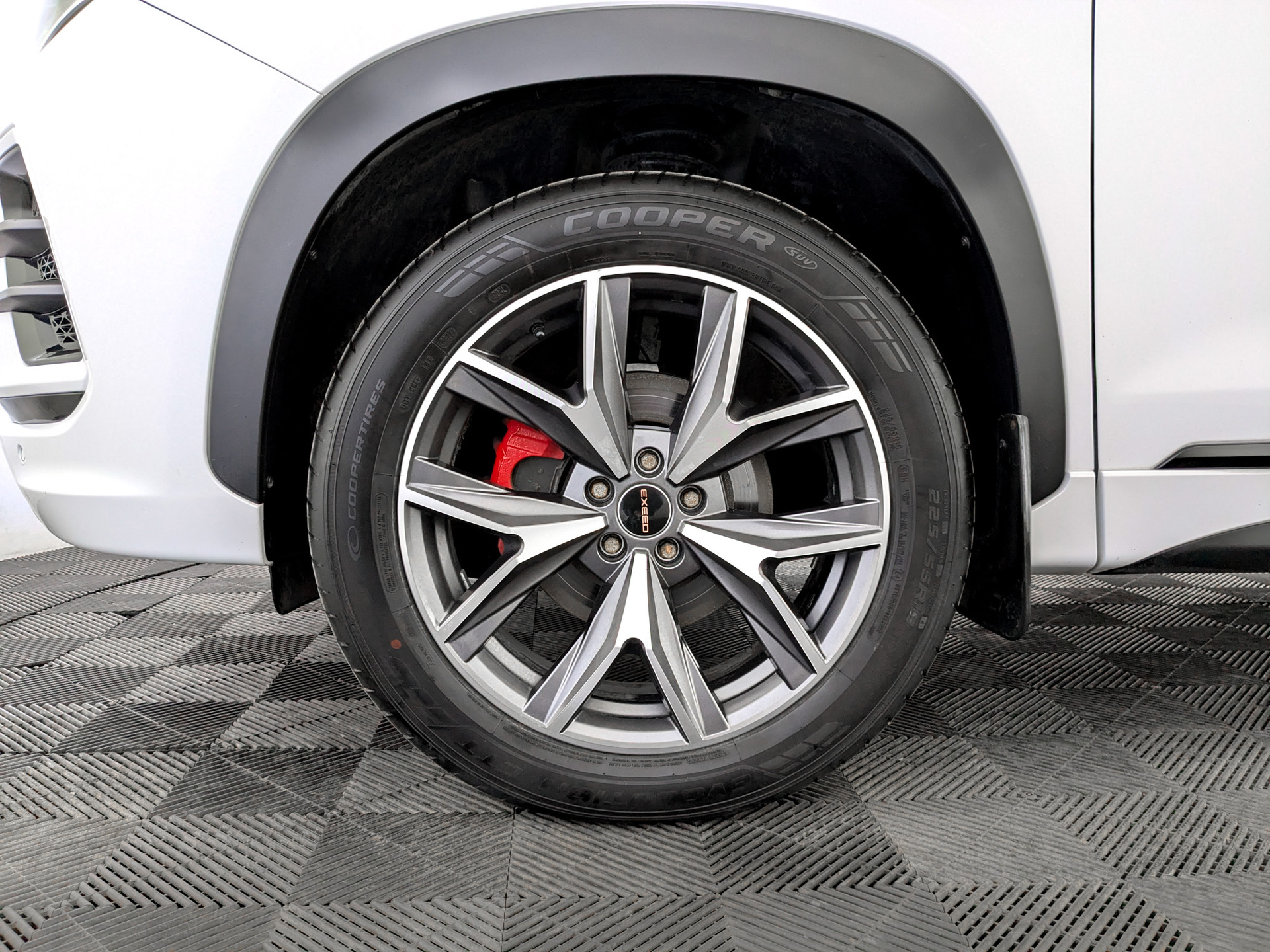EXEED LX 1.60 (150 л.с), автомат, 2023, пробег 37 174 км