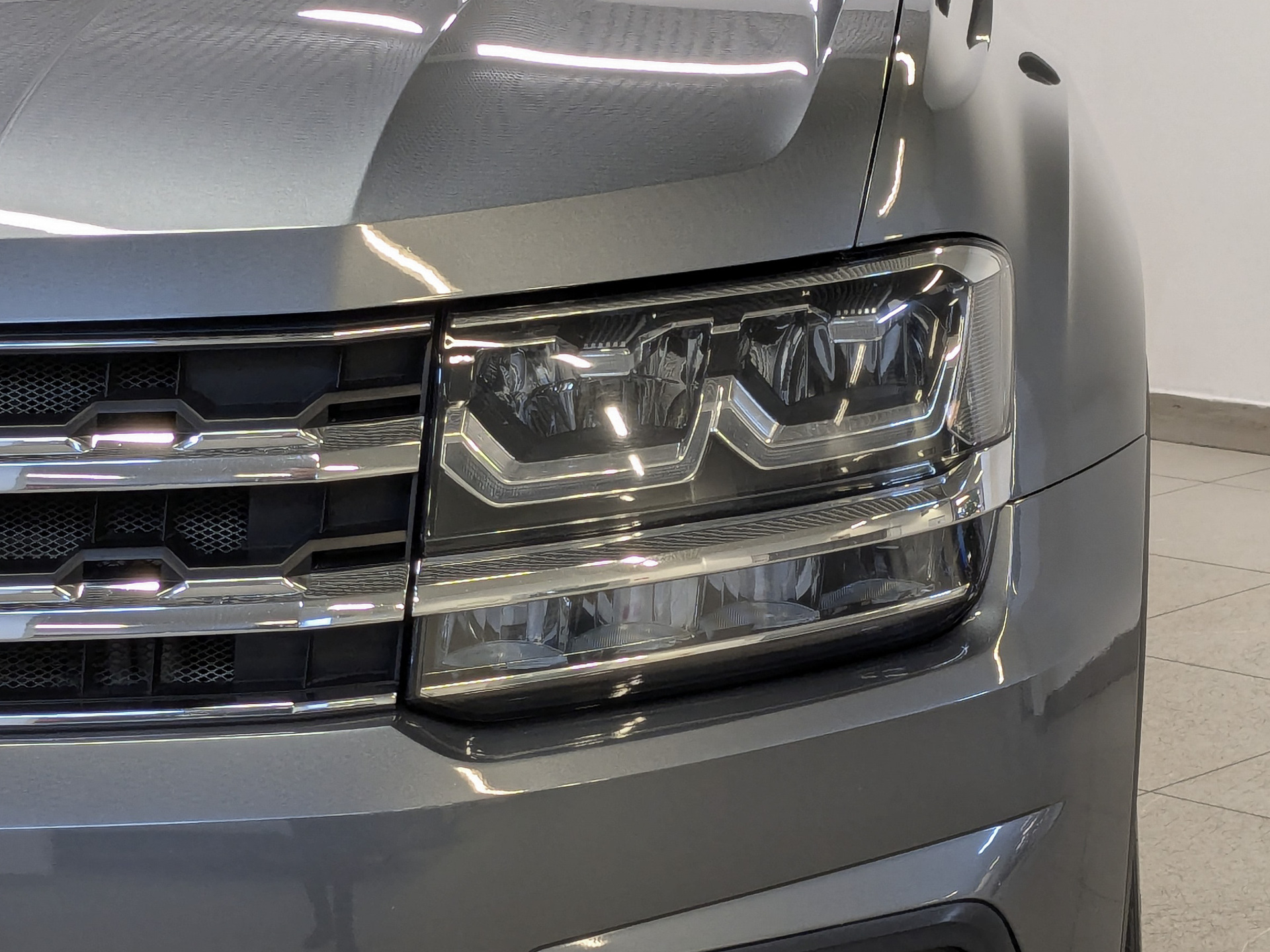 VOLKSWAGEN Teramont 2.00 (220 л.с), автомат, 2019, пробег 94 124 км