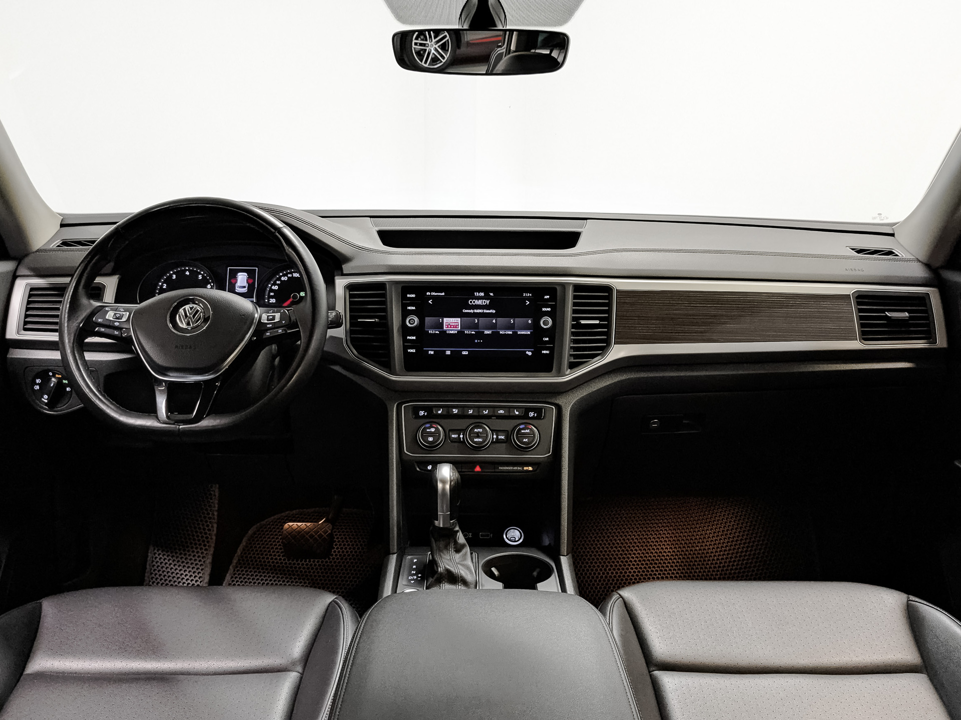 VOLKSWAGEN Teramont 2.00 (220 л.с), автомат, 2019, пробег 94 124 км