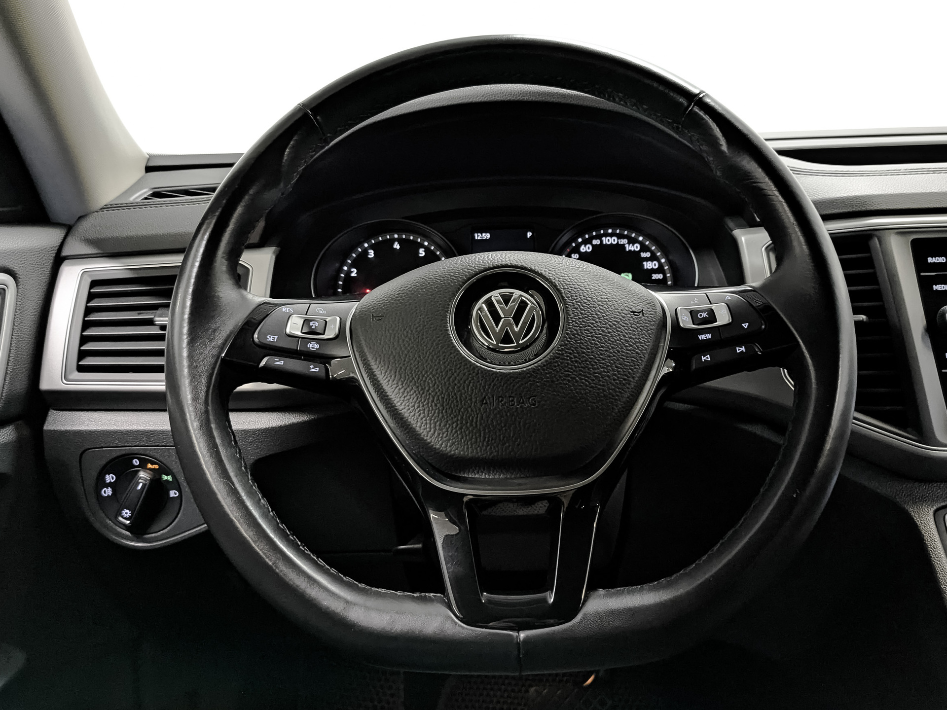 VOLKSWAGEN Teramont 2.00 (220 л.с), автомат, 2019, пробег 94 124 км