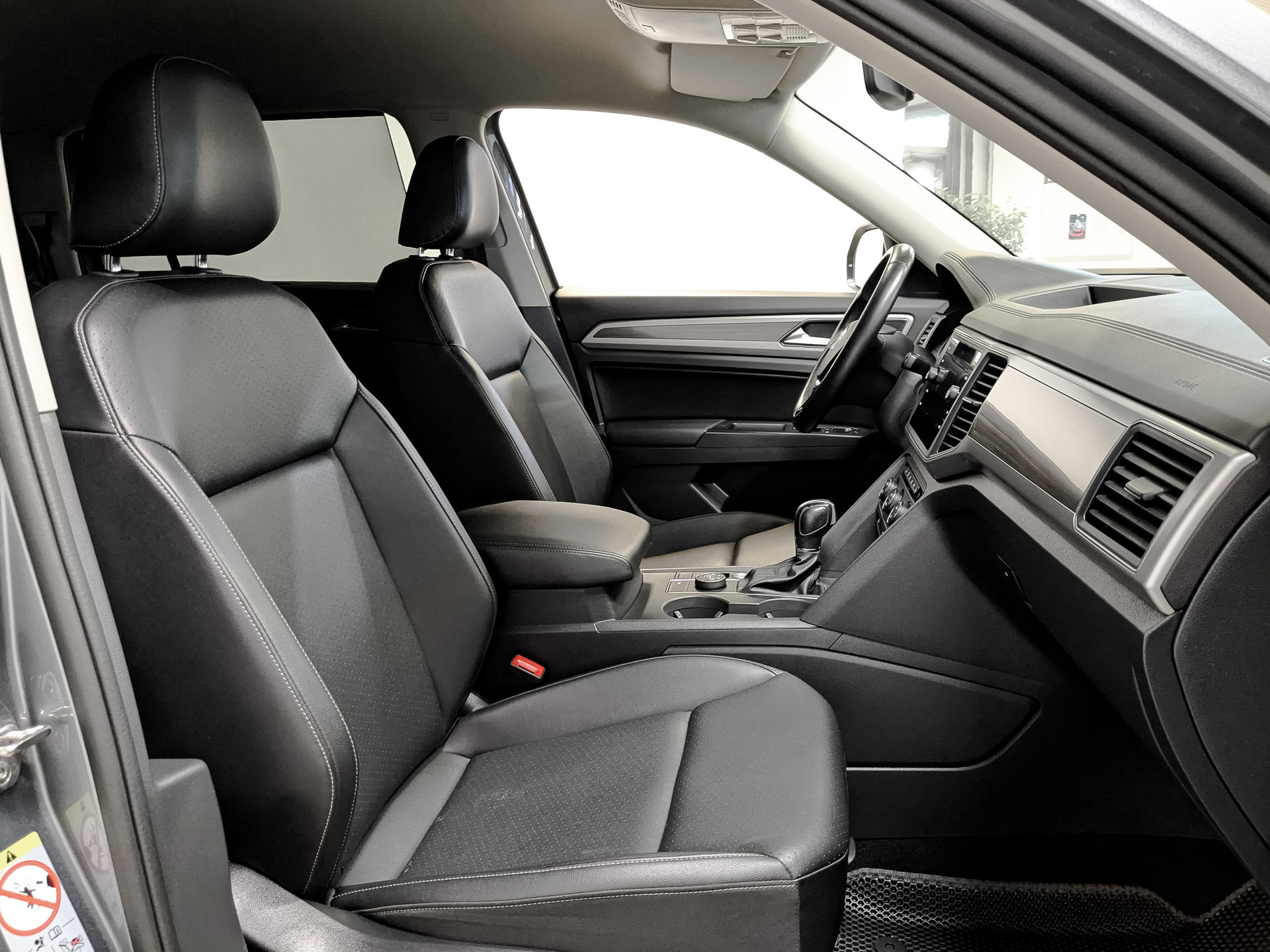 VOLKSWAGEN Teramont 2.00 (220 л.с), автомат, 2019, пробег 94 124 км
