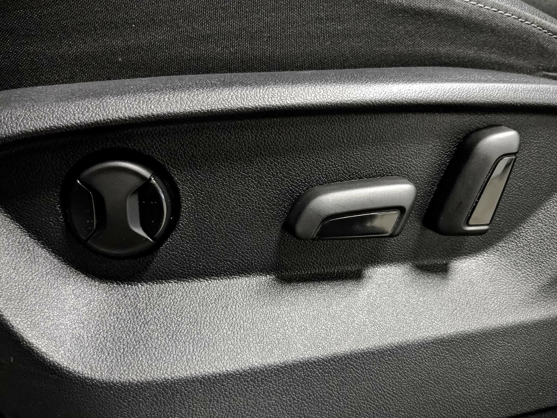 VOLKSWAGEN Teramont 2.00 (220 л.с), автомат, 2019, пробег 94 124 км