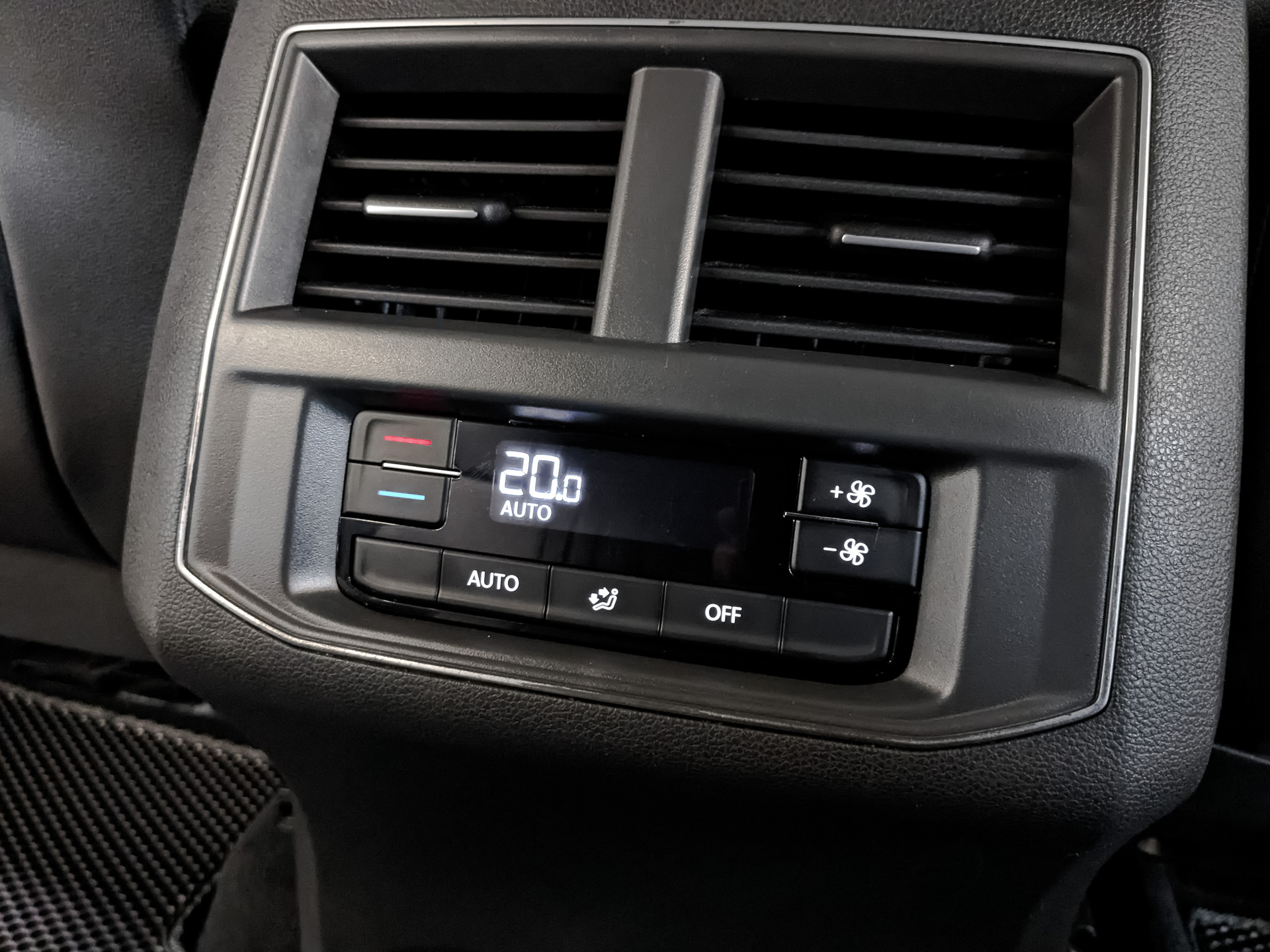 VOLKSWAGEN Teramont 2.00 (220 л.с), автомат, 2019, пробег 94 124 км