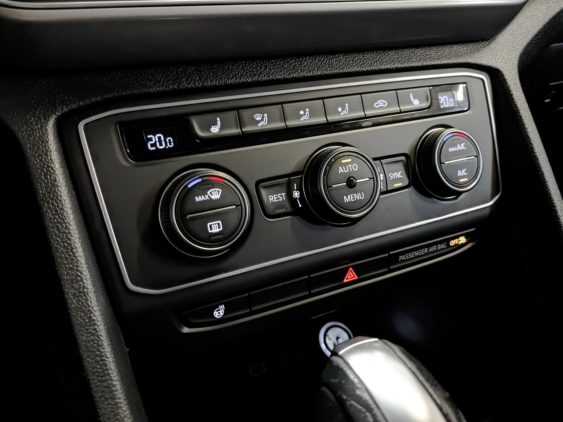 VOLKSWAGEN Teramont 2.00 (220 л.с), автомат, 2019, пробег 94 124 км