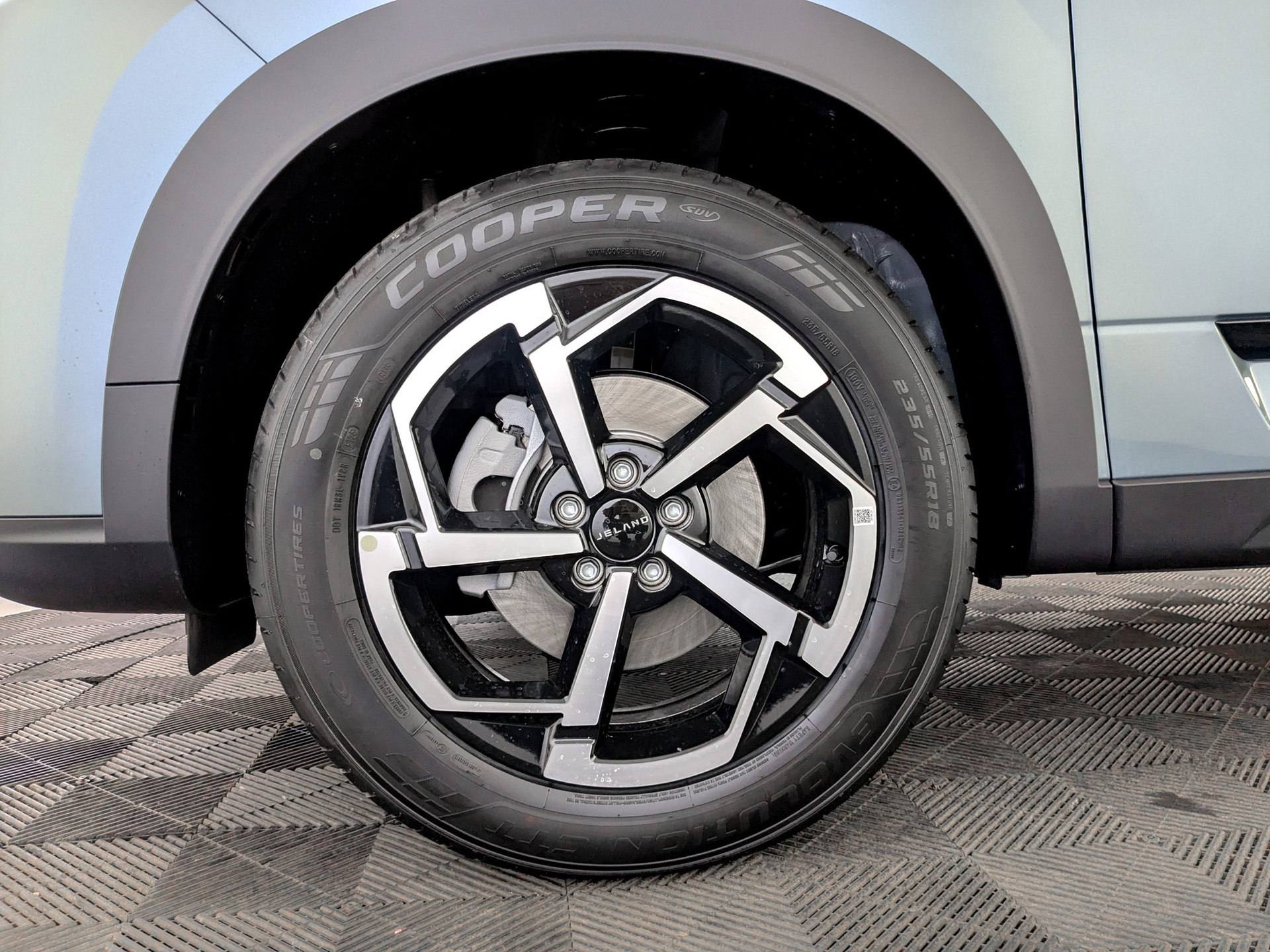Фото Jeland J7 Престиж+ HP 1.6T/186 7RT 4WD