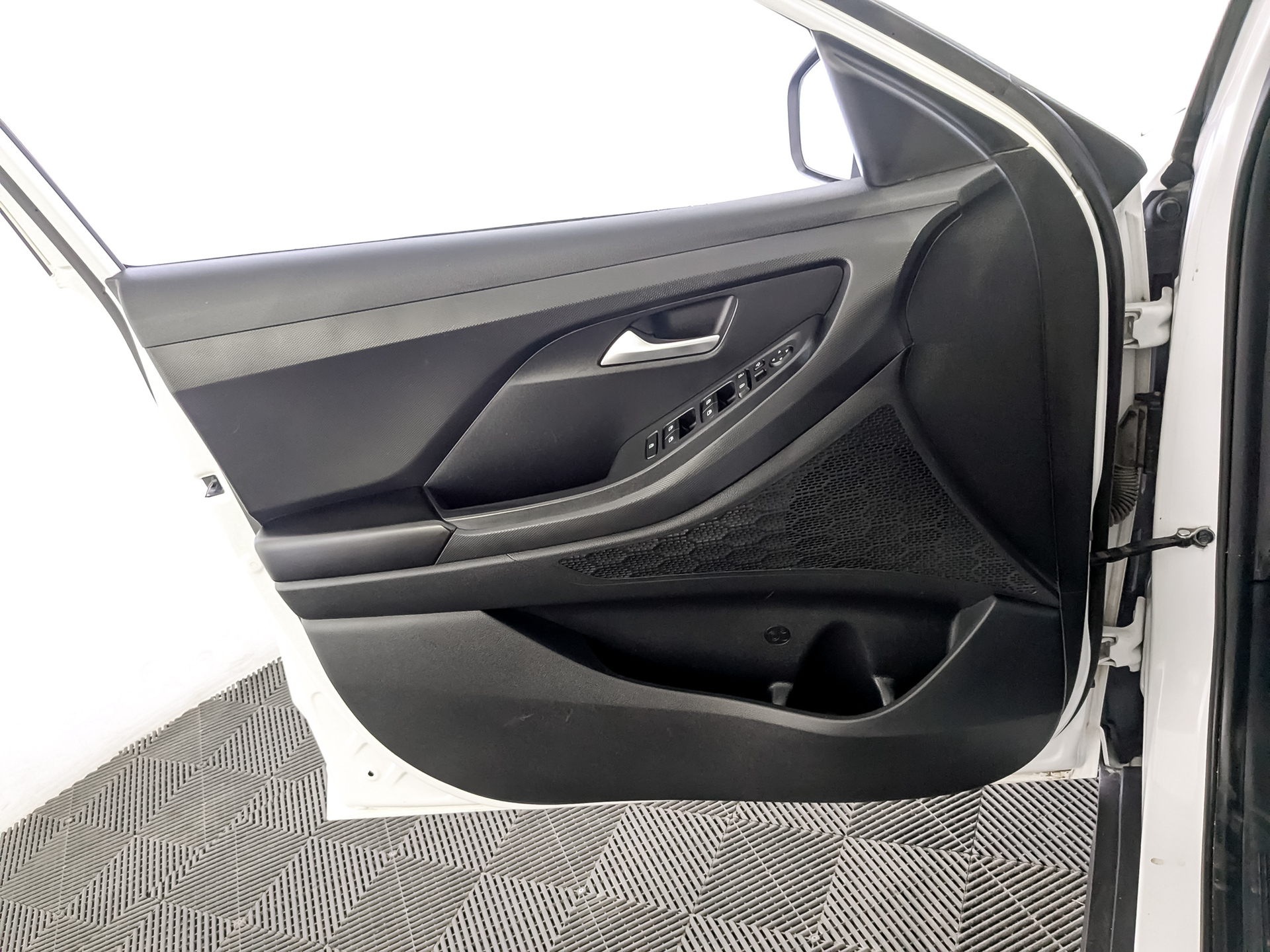 HYUNDAI Creta 1.60 (123 л.с), автомат, 2021, пробег 104 539 км