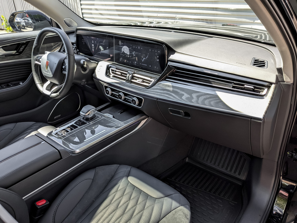 Фото Hongqi HS5 с пробегом 12309 км