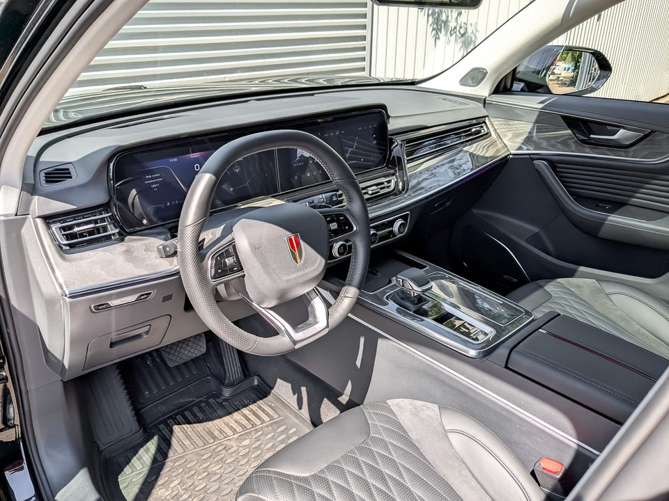 Фото Hongqi HS5 с пробегом 12309 км