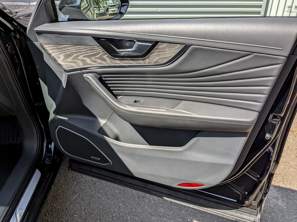 Фото Hongqi HS5 с пробегом 12309 км