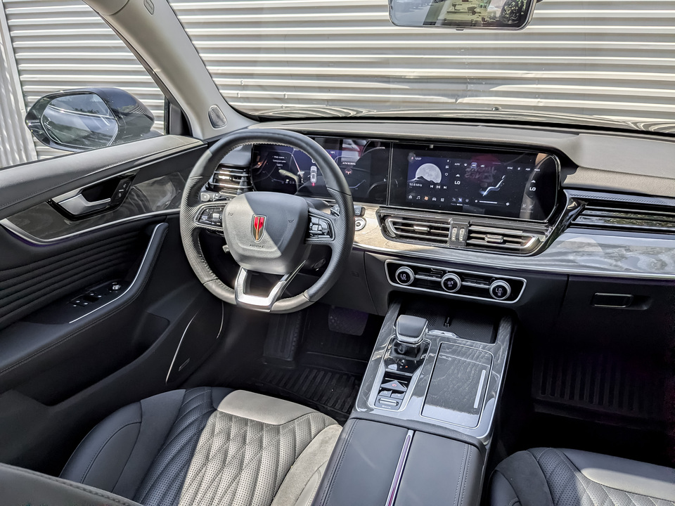 Фото Hongqi HS5 с пробегом 12309 км