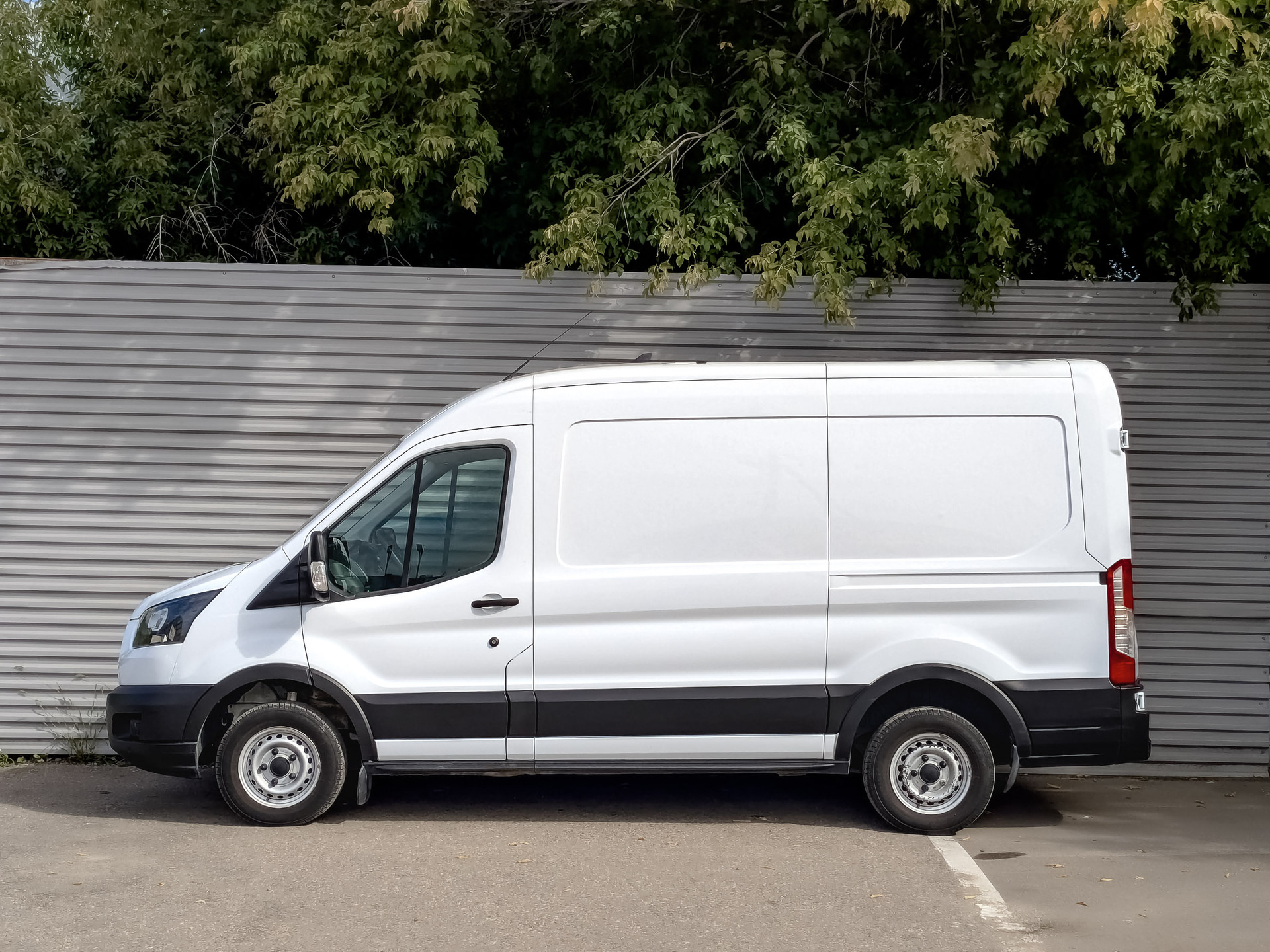 FORD Transit 2.20 (125 л.с), механическая, 2021, пробег 103 082 км