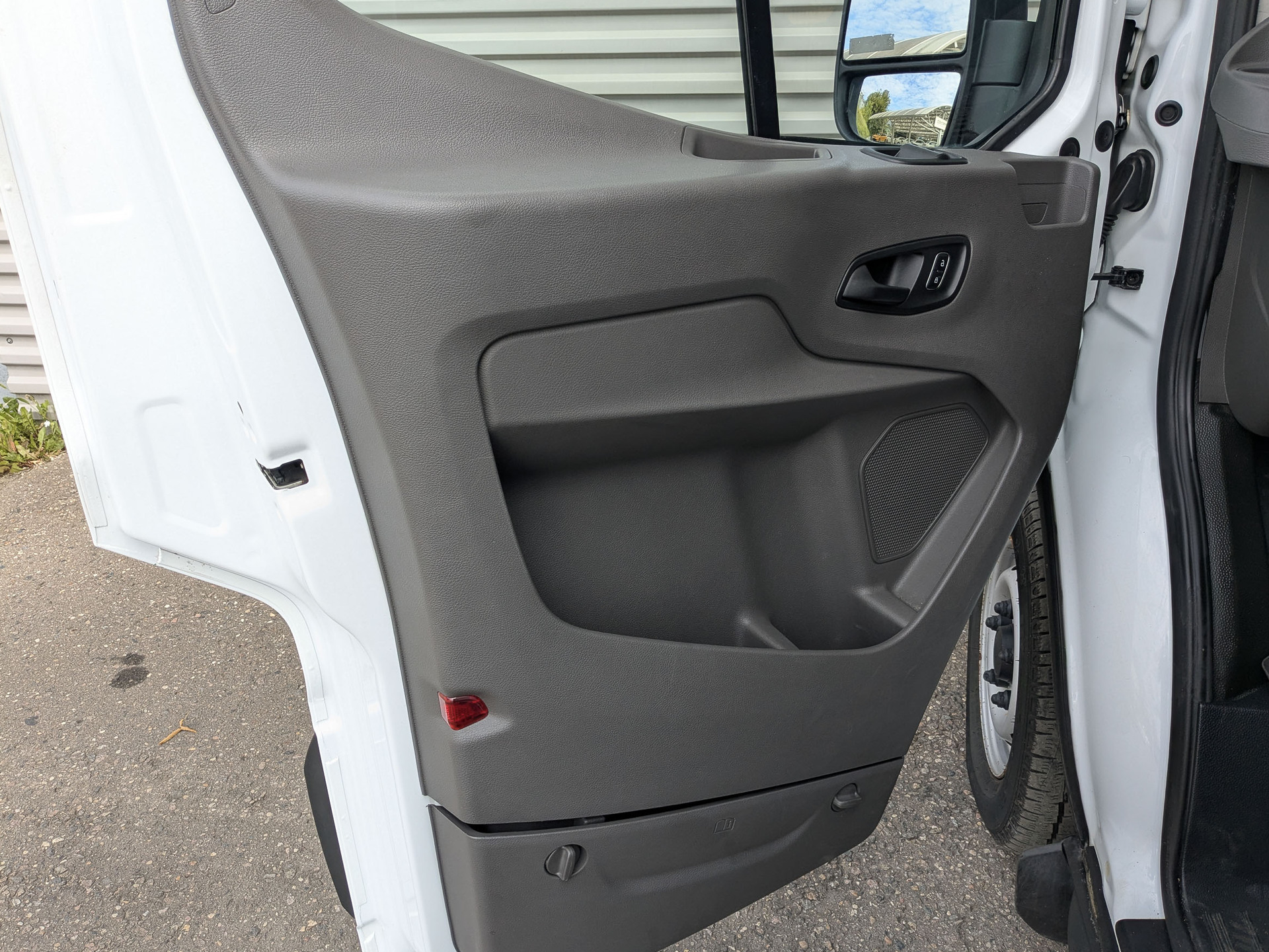 FORD Transit 2.20 (125 л.с), механическая, 2021, пробег 103 082 км