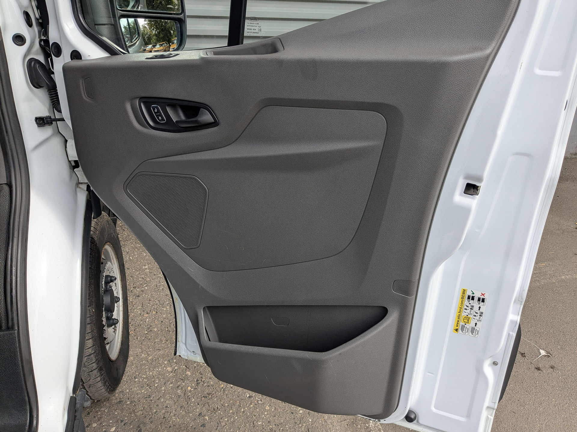 FORD Transit 2.20 (125 л.с), механическая, 2021, пробег 103 082 км
