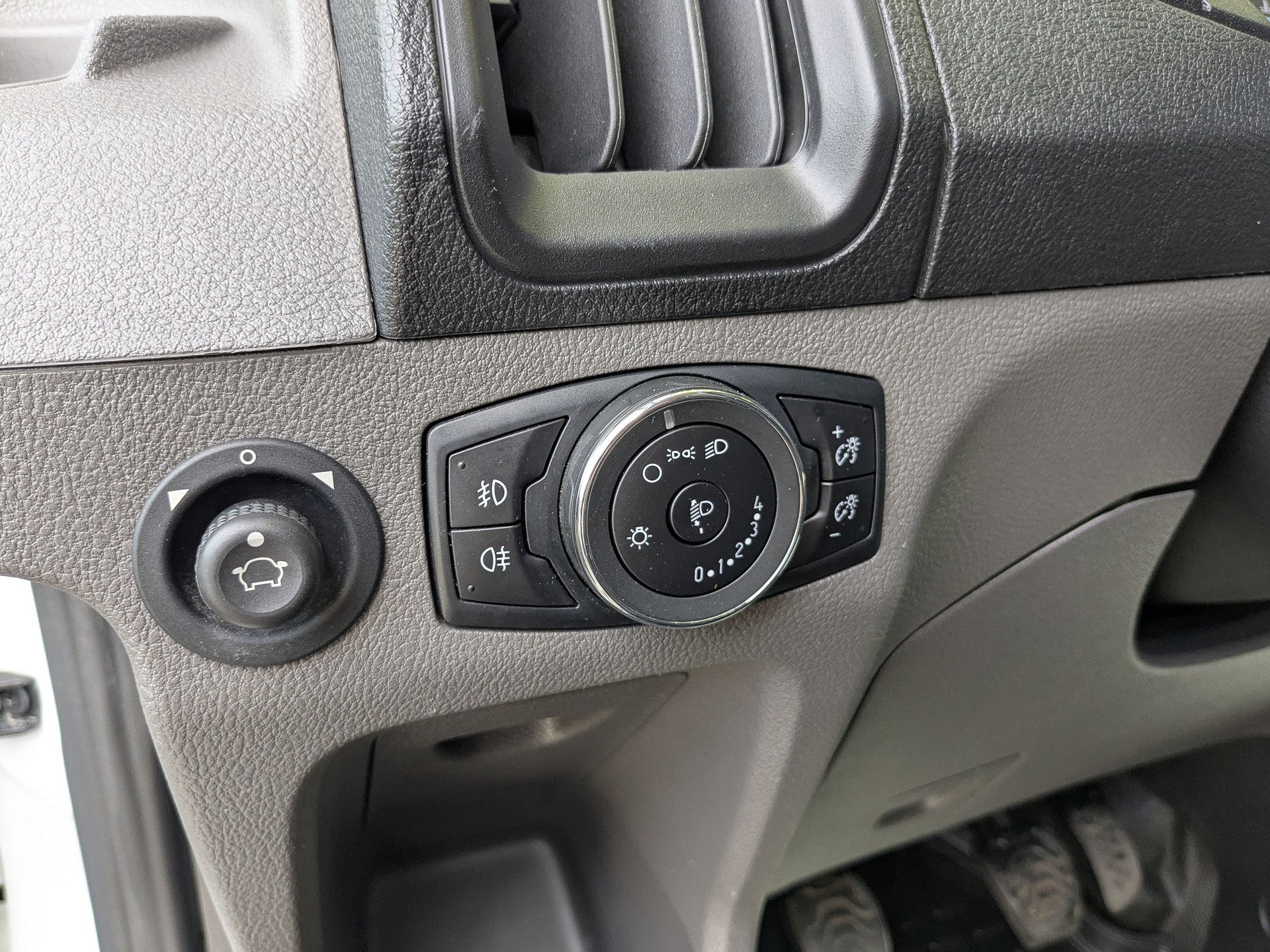 FORD Transit 2.20 (125 л.с), механическая, 2021, пробег 103 082 км
