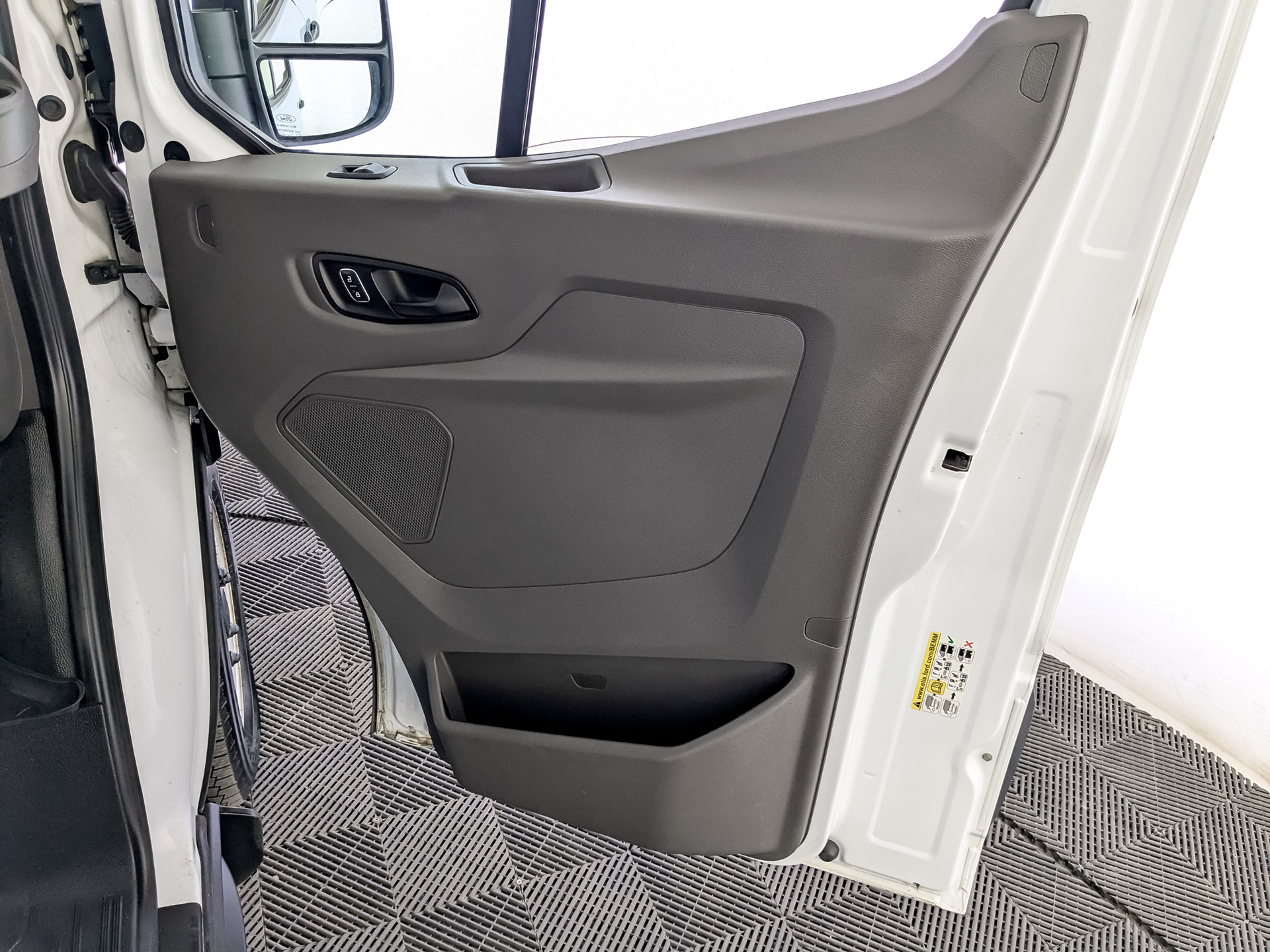 FORD Transit 2.20 (125 л.с), механическая, 2021, пробег 109 297 км