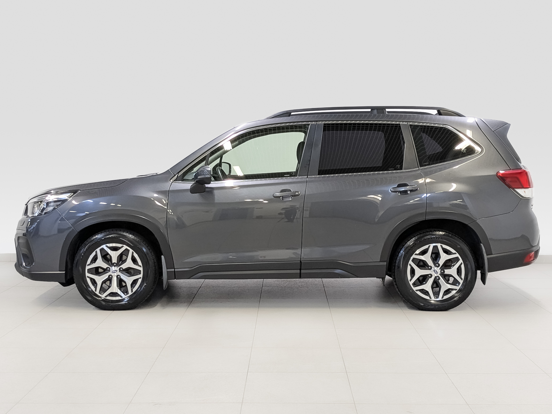 SUBARU Forester 2.00 (150 л.с), автомат, 2020, пробег 73 000 км