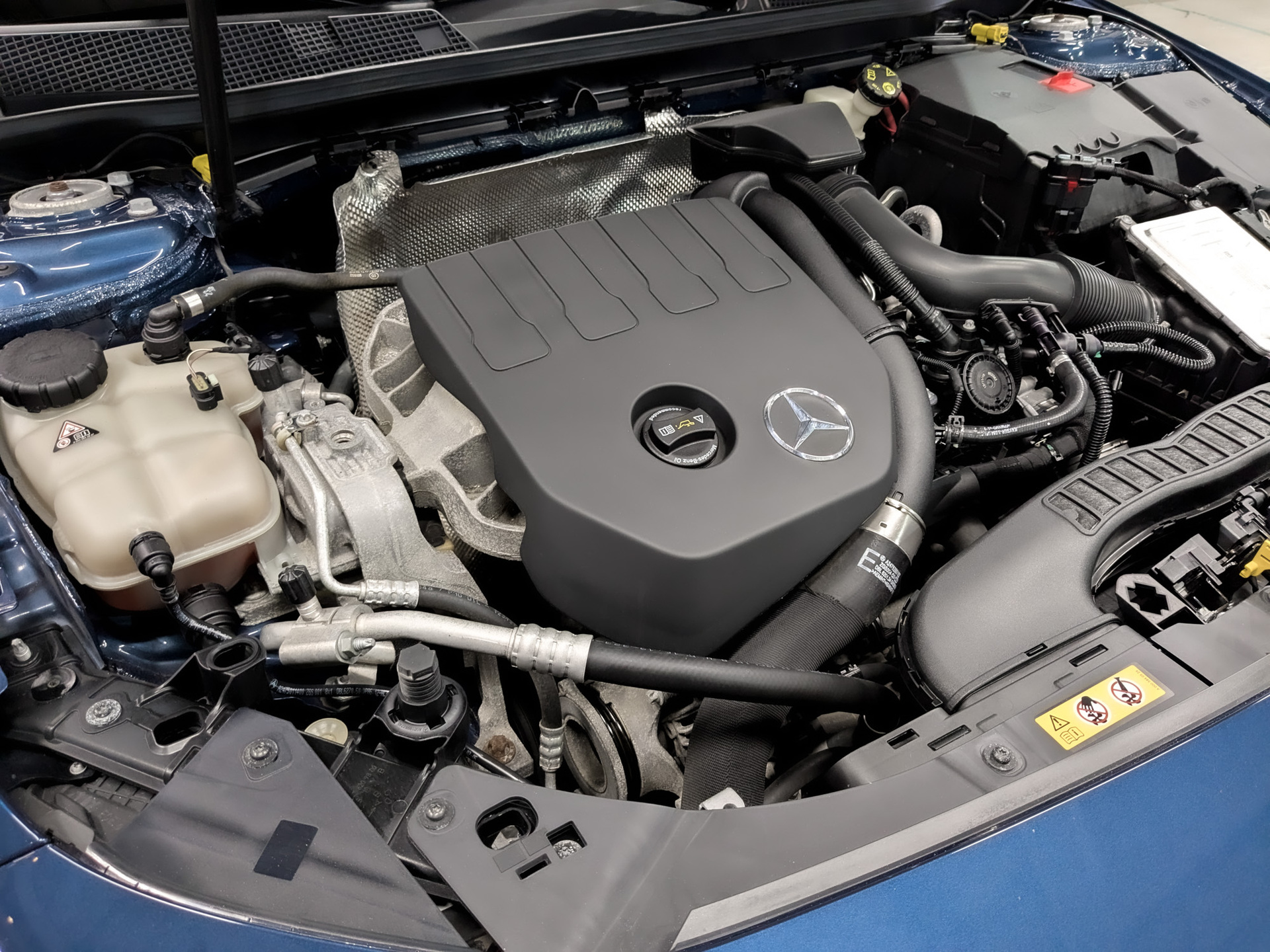 MERCEDES-BENZ A-Класс 1.30 (150 л.с), автомат, 2020, пробег 77 418 км