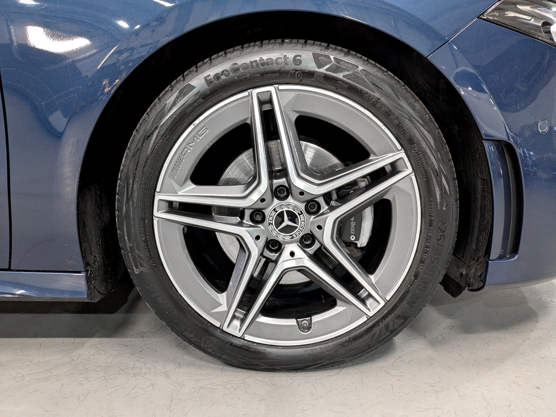 MERCEDES-BENZ A-Класс 1.30 (150 л.с), автомат, 2020, пробег 77 418 км