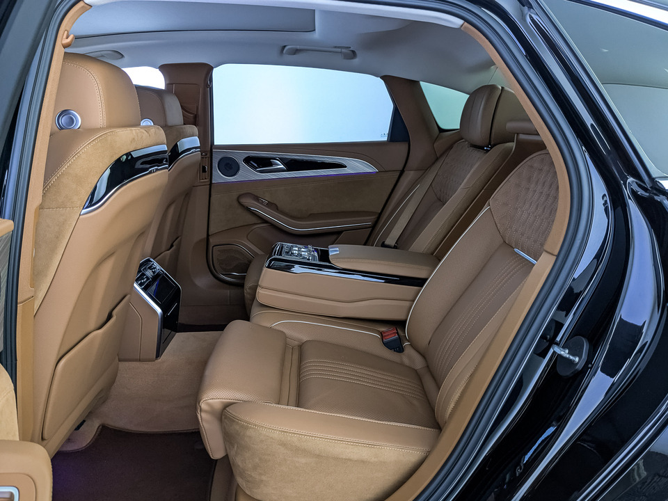Фото Hongqi H9 с пробегом 80215 км