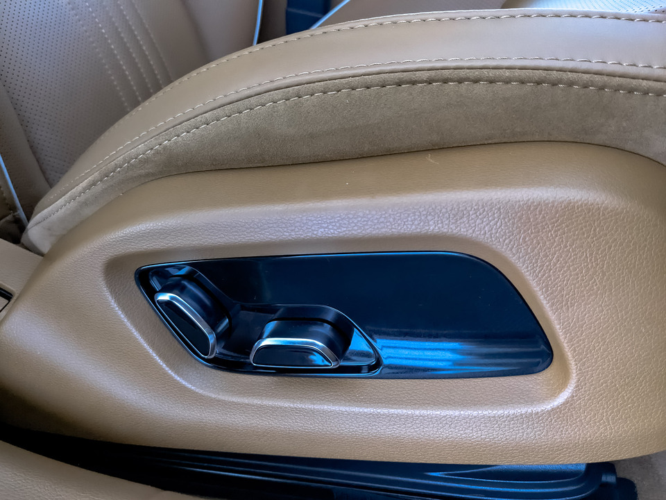 Фото Hongqi H9 с пробегом 80215 км